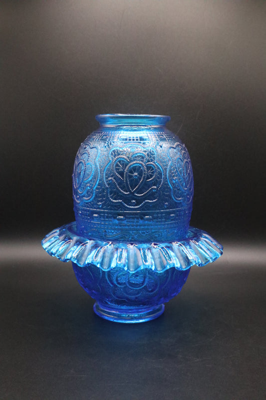 VINTAGE FENTON GLASS BLUE PERSIAN MEDALLION FAIRY LAMP