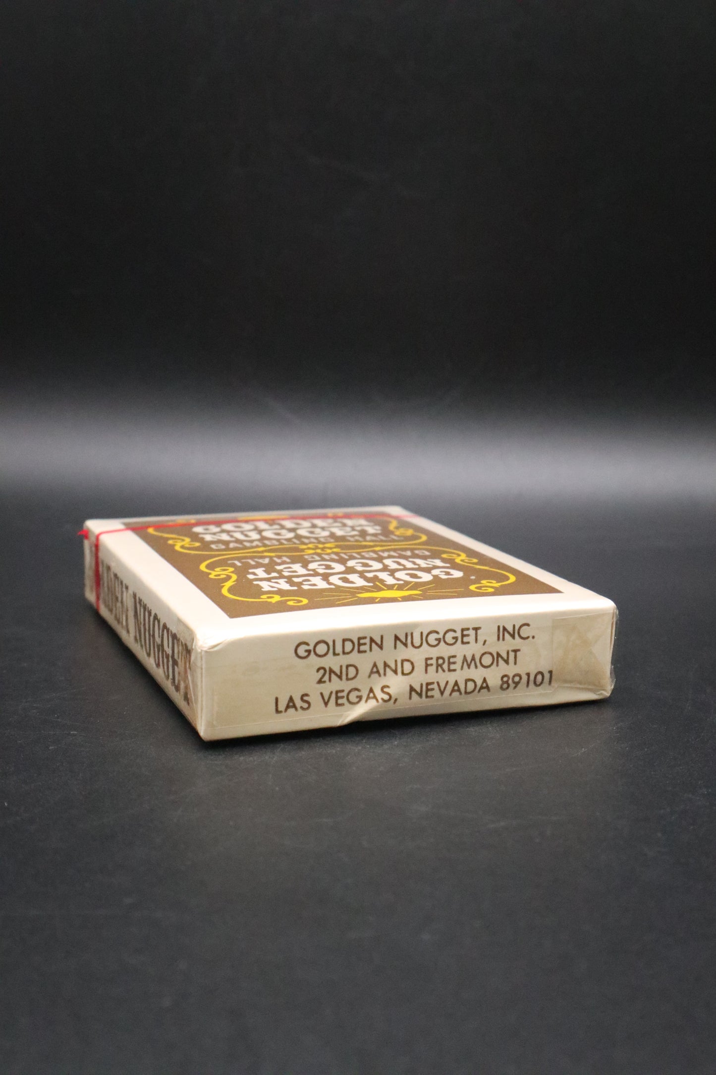 VINTAGE VEGAS GOLDEN NUGGET GAMBLING HAL SEALED POKER CARDS RARE
