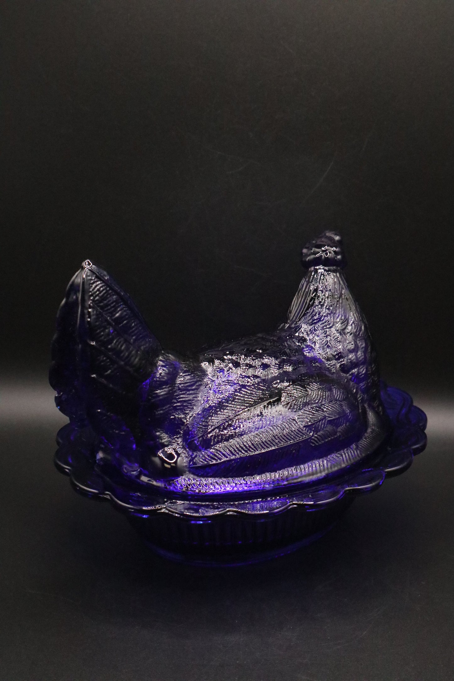 VINTAGE MOSSER GLASS COBALT BLUE HEN ON A NEST
