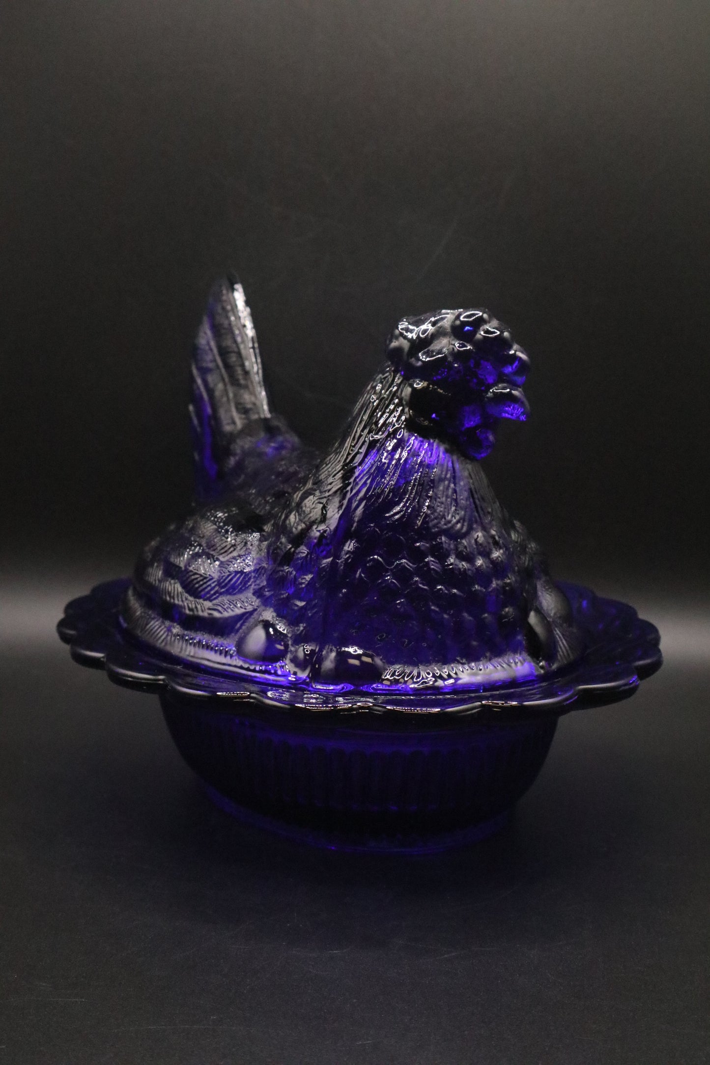 VINTAGE MOSSER GLASS COBALT BLUE HEN ON A NEST