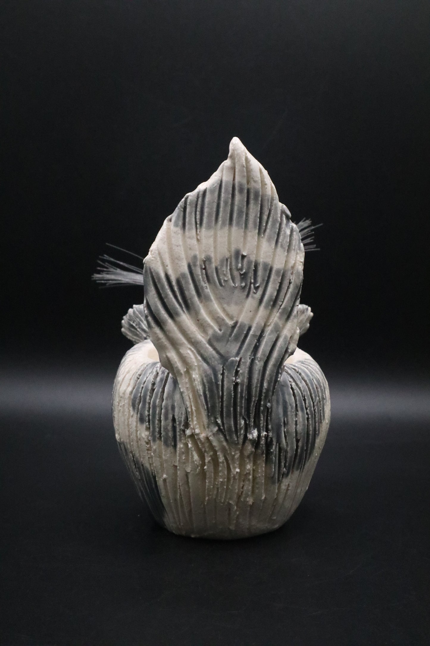 CERAMIC GRAY AND WHITE CAT FIGURINE TOOTHPICK HOLDER PENCE