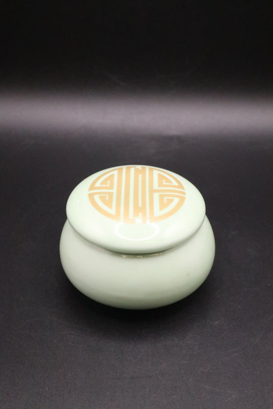 JMC JADE GREEN WITH GOLD PAINTED ACCENTS TRINKET BOX
