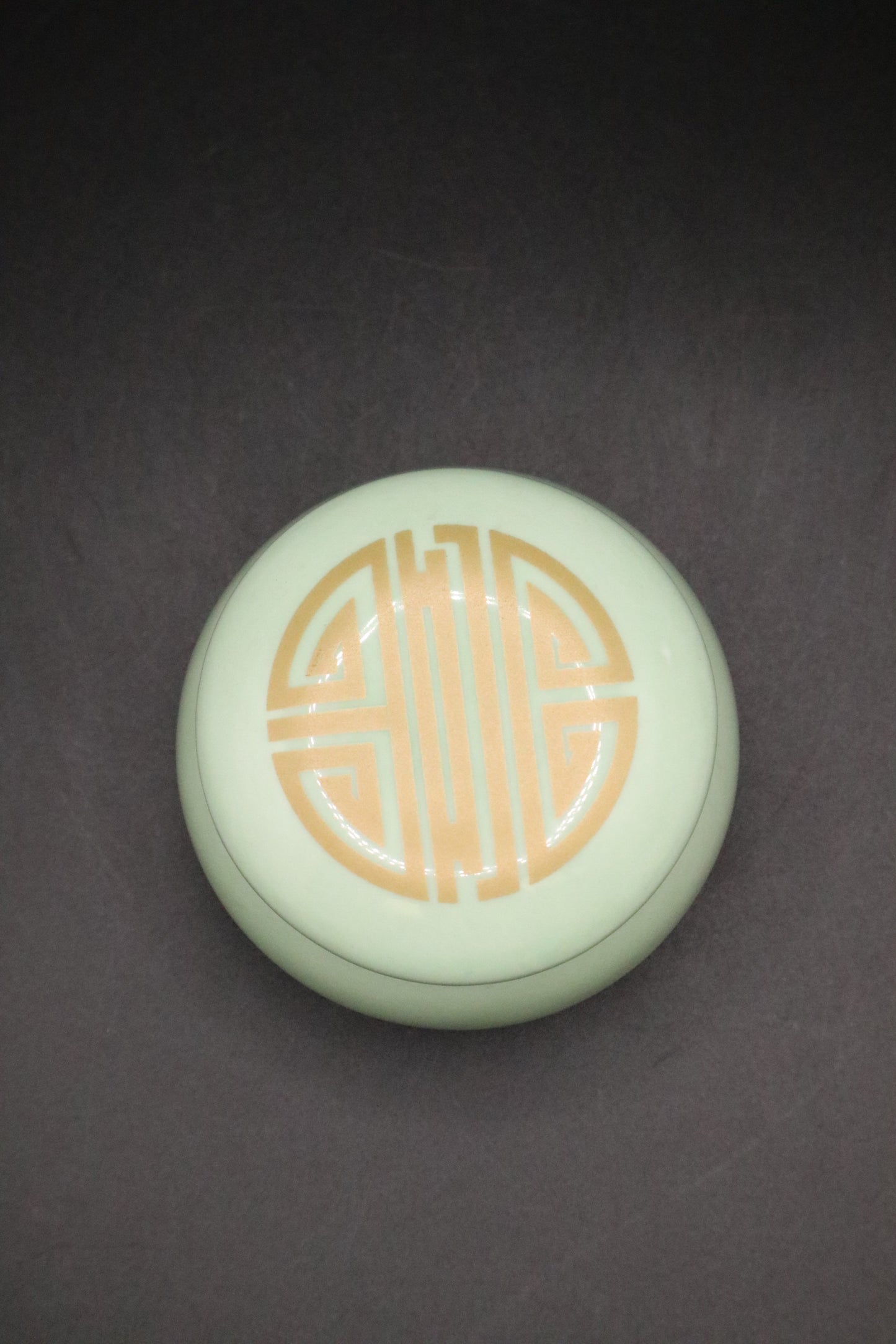 JMC JADE GREEN WITH GOLD PAINTED ACCENTS TRINKET BOX