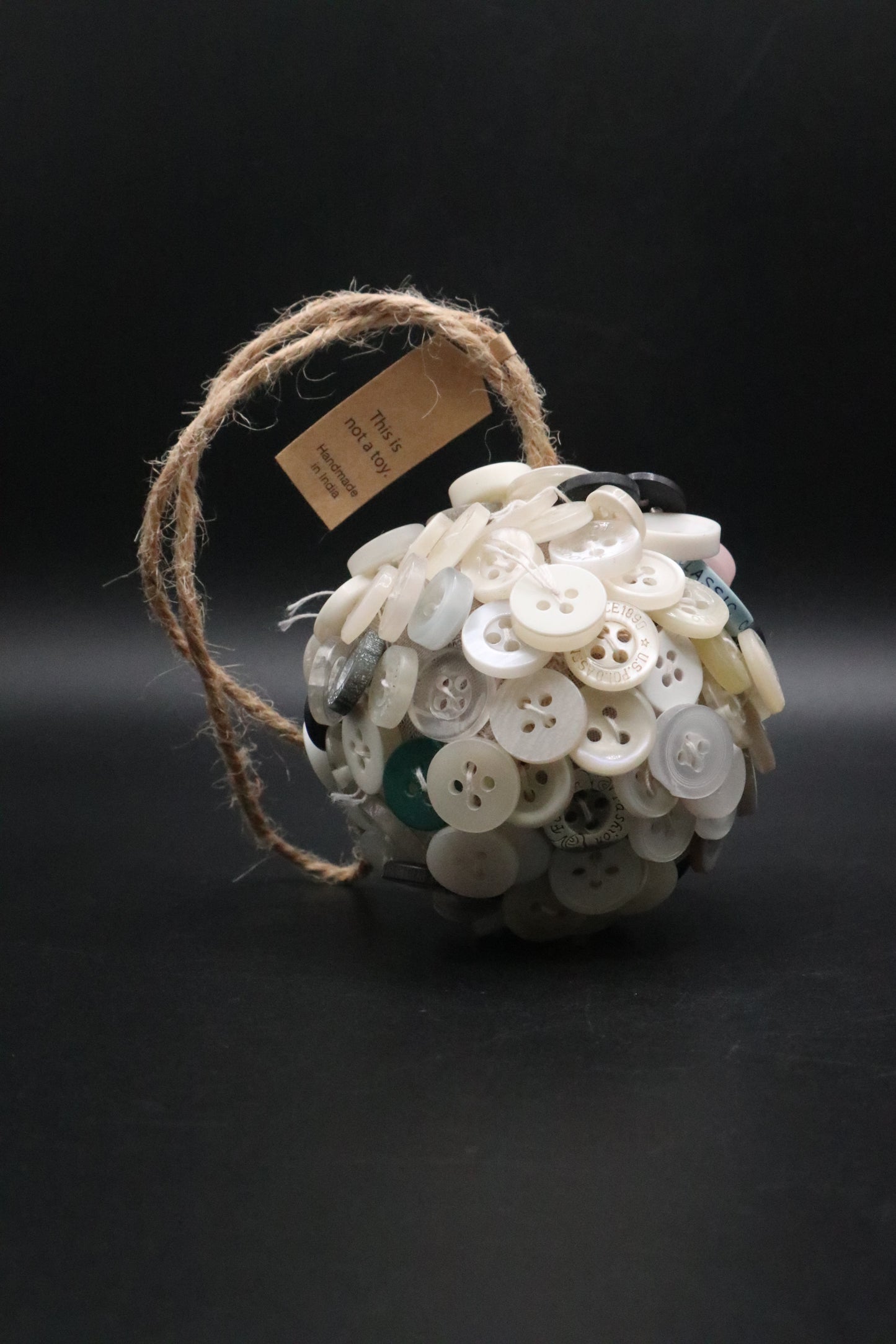 VINTAGE BUTTON BALL HANDMADE IN INDIA
