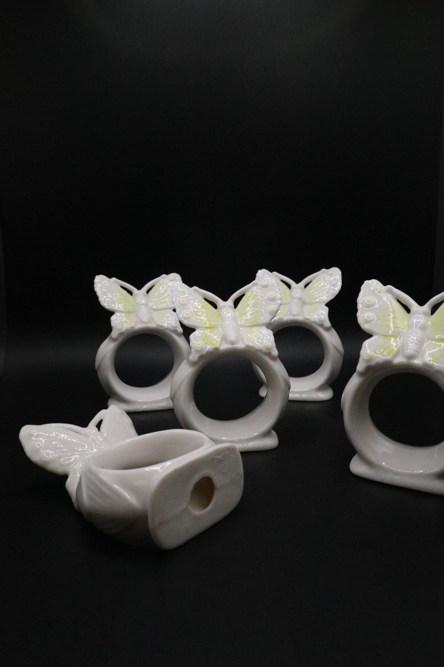 VINTAGE ARDALT CERAMIC BUTTERFLY NAPKIN RINGS (SET OF 5)
