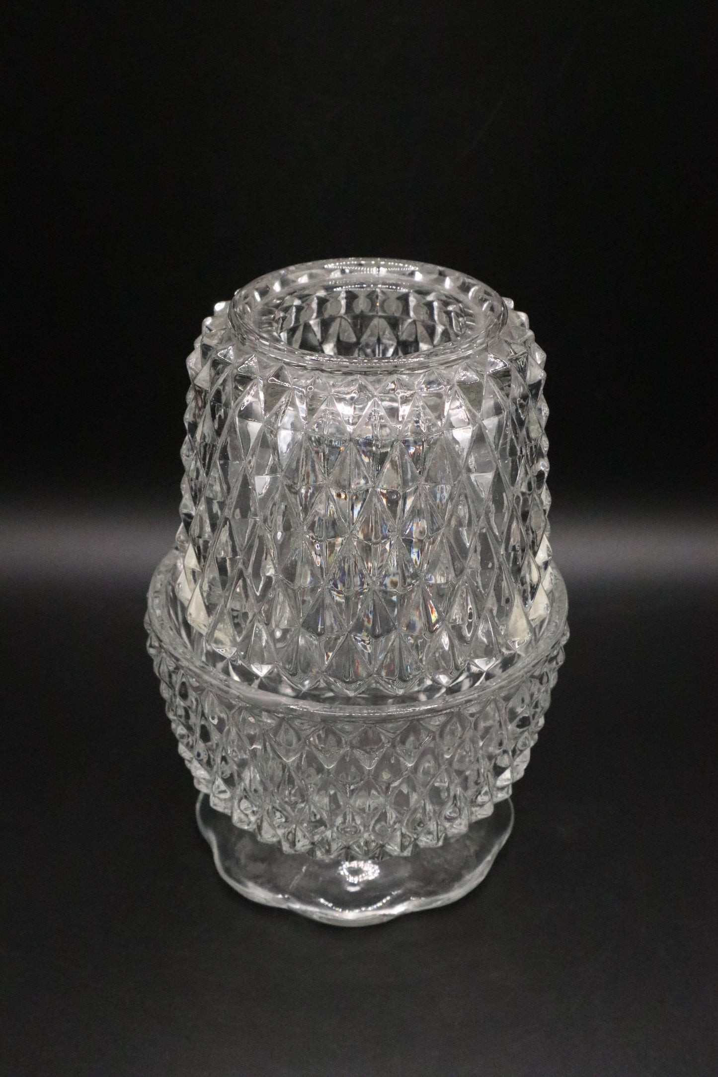 VINTAGE ANCHOR HOCKING DIAMOND POINT CLEAR FAIRY LAMP