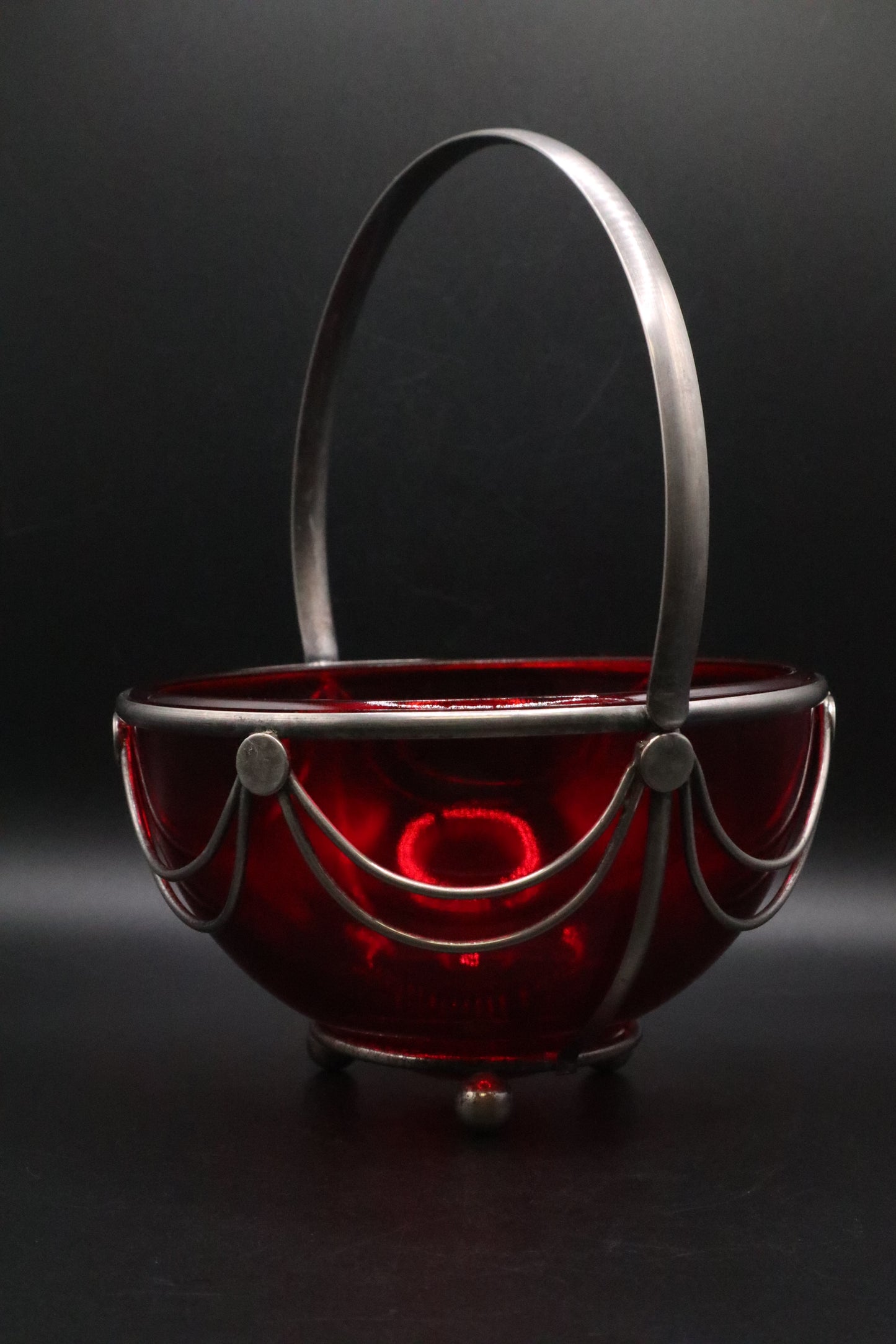 VINTAGE RUBY BOWL IN CHROME