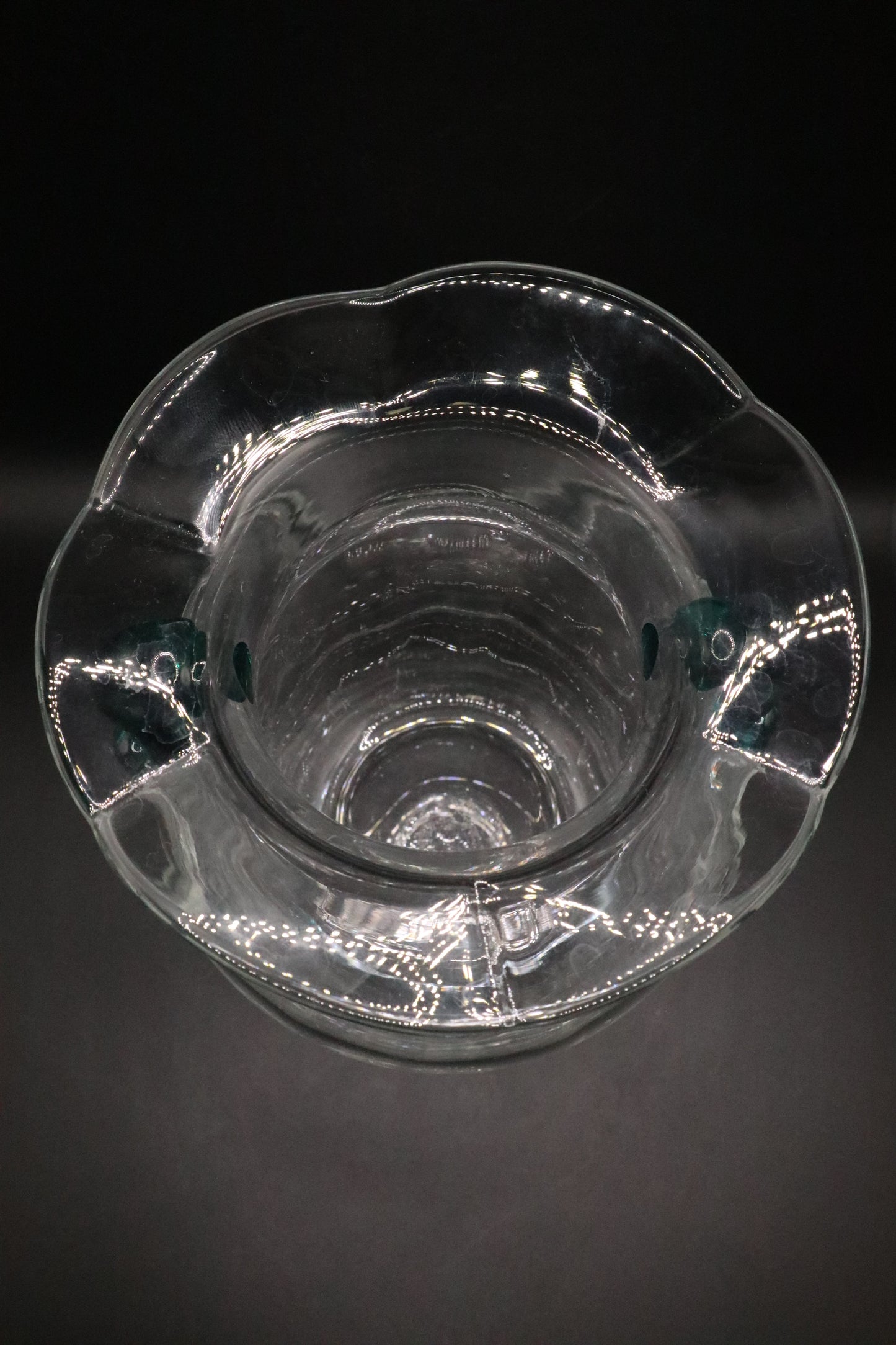 ART GLASS VASE WITH GREEN HAND BLOWN APPLIED HANDLES