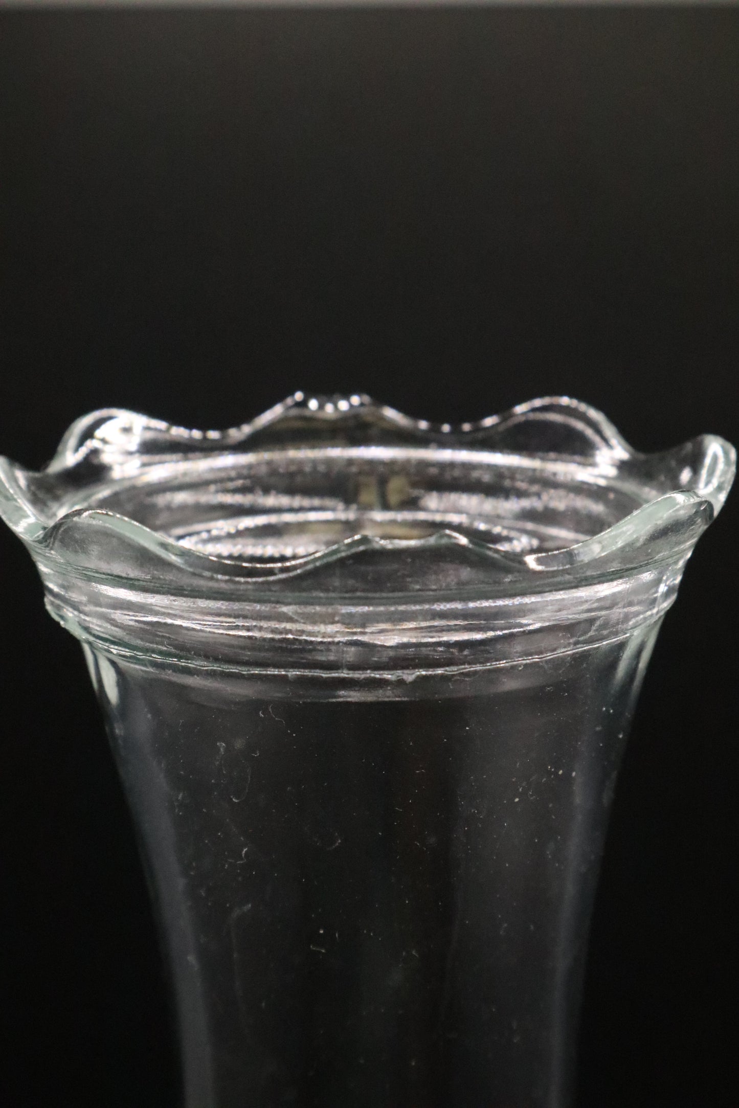 VINTAGE ETCHED GLASS FLOWER VASE (AS IS)