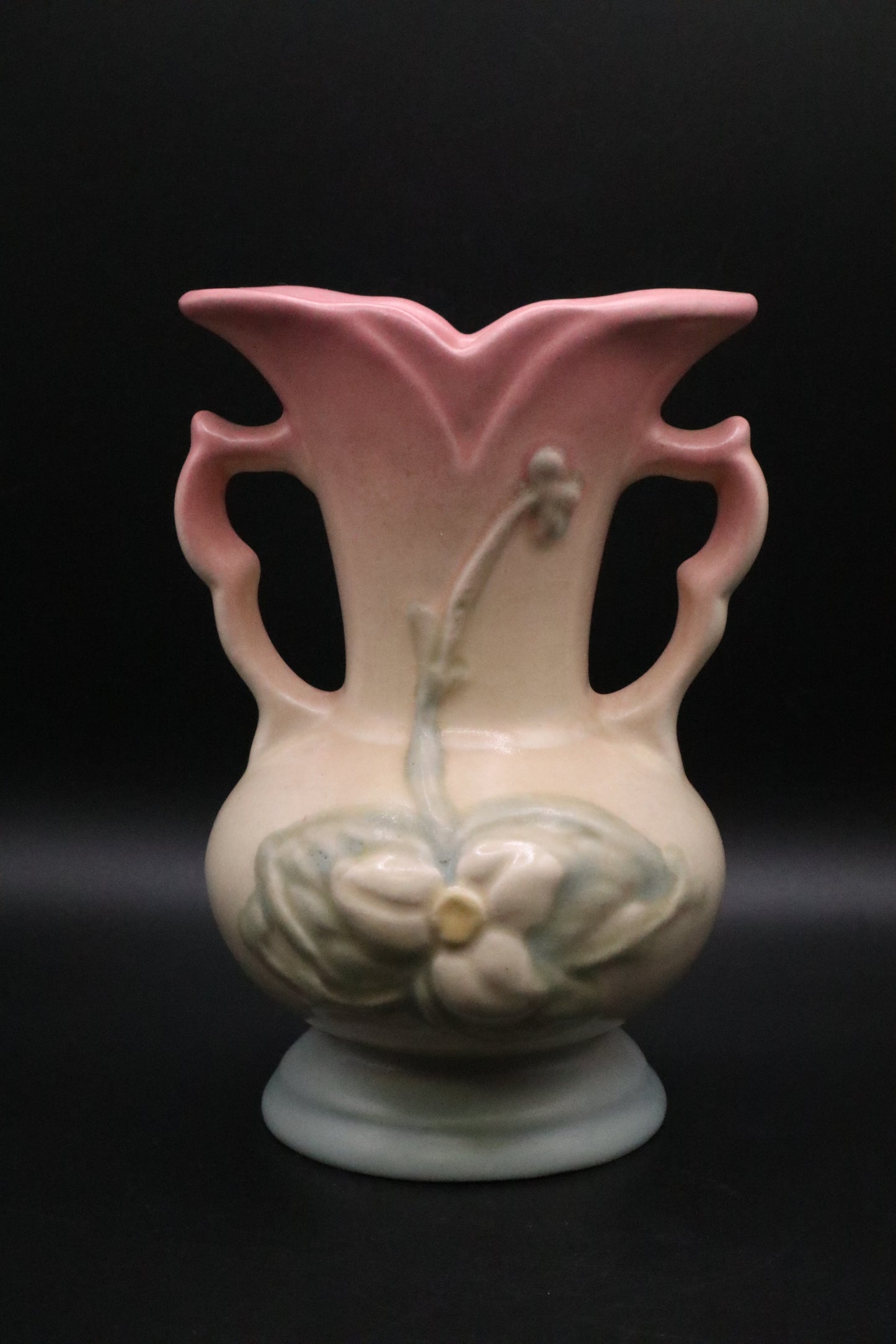 VINTAGE HALL ART POTTERY DOGWOOD FLOWER DOUBLE HANDLE VASE