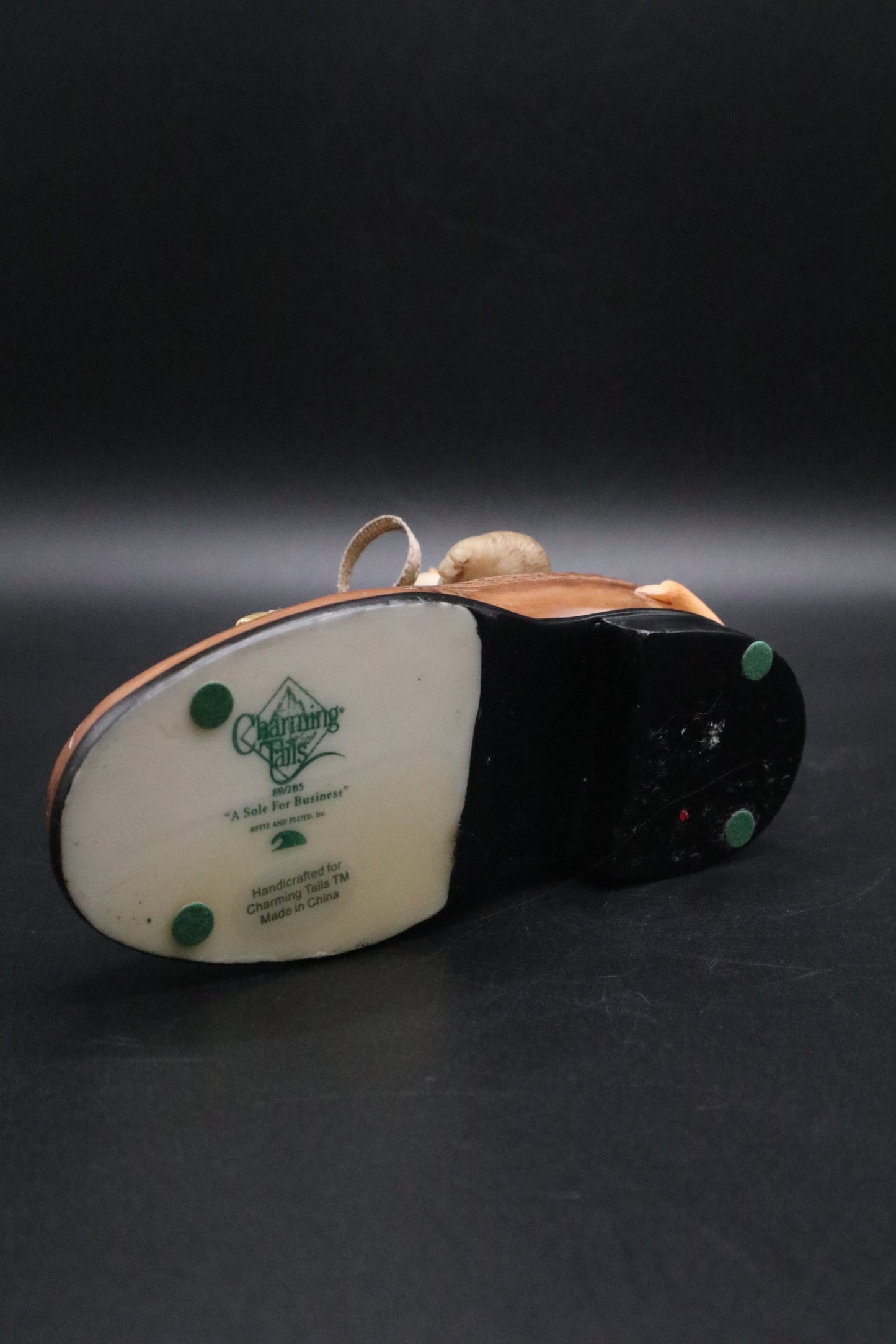 CHARMING TALES "A SOLE FOR BUSINESS" MOUSE AND SHOE
