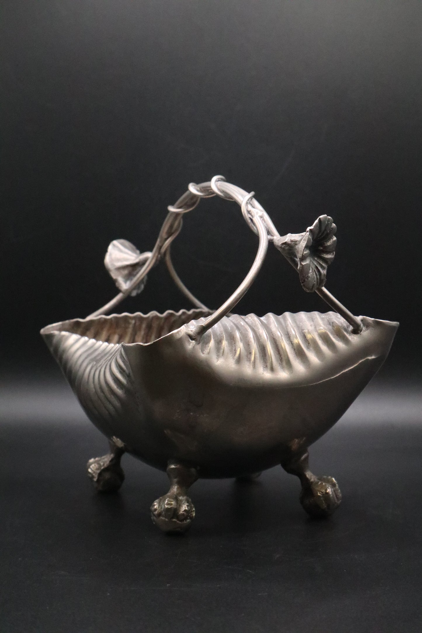 VINTAGE VICTORIAN STYLE SILVER PLATED BOWL WITH ORNATE HANDLE AND CLAW FOOT