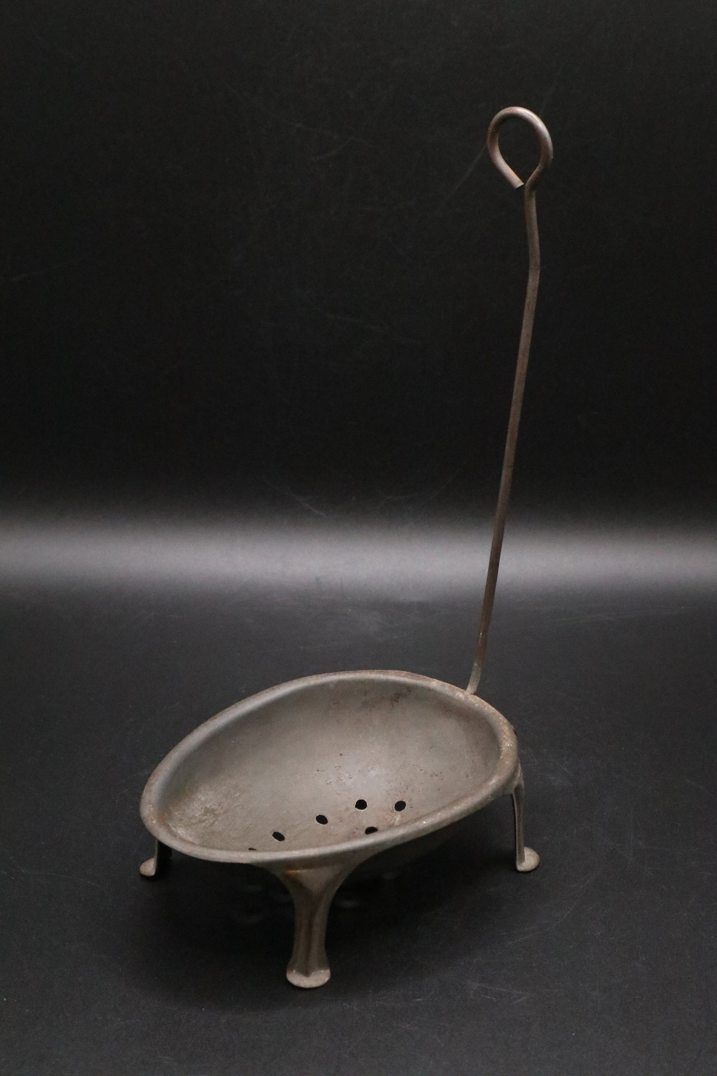 VINTAGE EGG POACHER METAL FARMHOUSE RUSTIC FOOTED KITCHEN HEN