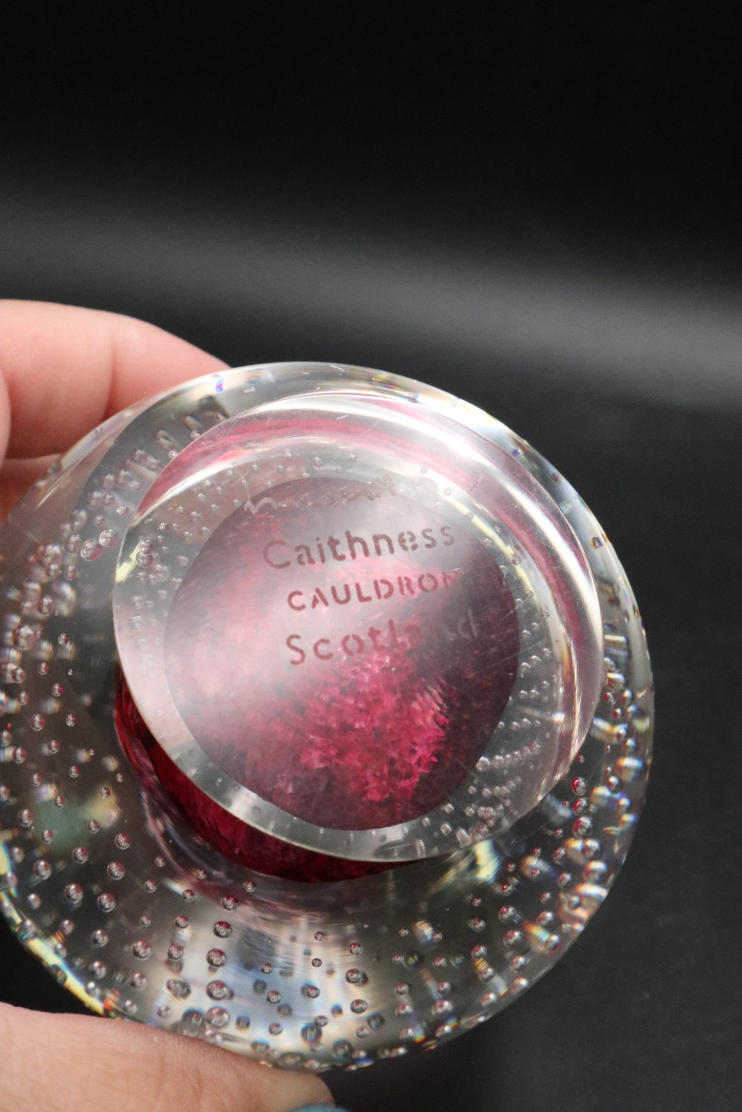 CAITHNESS CAULDRON SCOTLAND CONTROLLED BUBBLE SIGNED GLASS PAPERWEIGHT