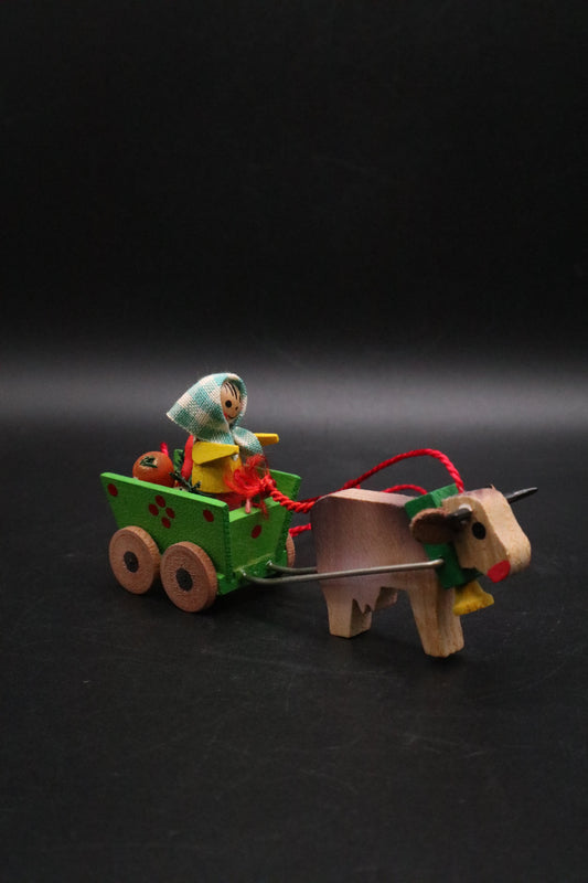 VINTAGE GERMAN STEINBACH VOLKSKUNST WOODEN WAGON GIRL WITH BULL