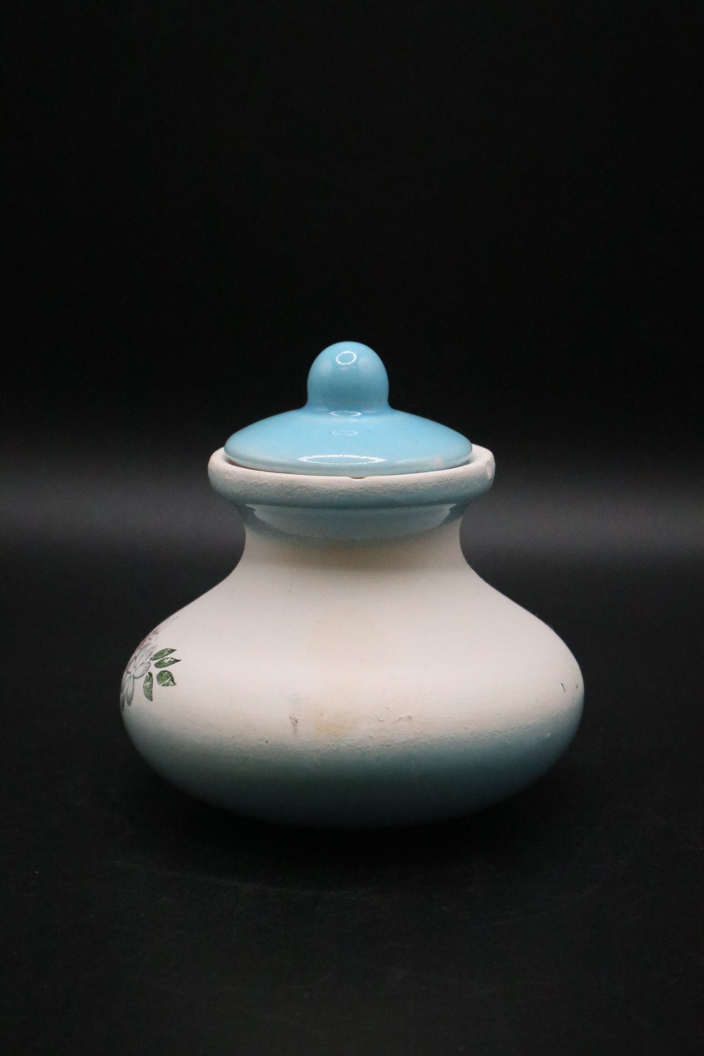 VINTAGE CERAMIC ROUND BOTTOM FLORAL DESIGN SMALL JAR WITH LID