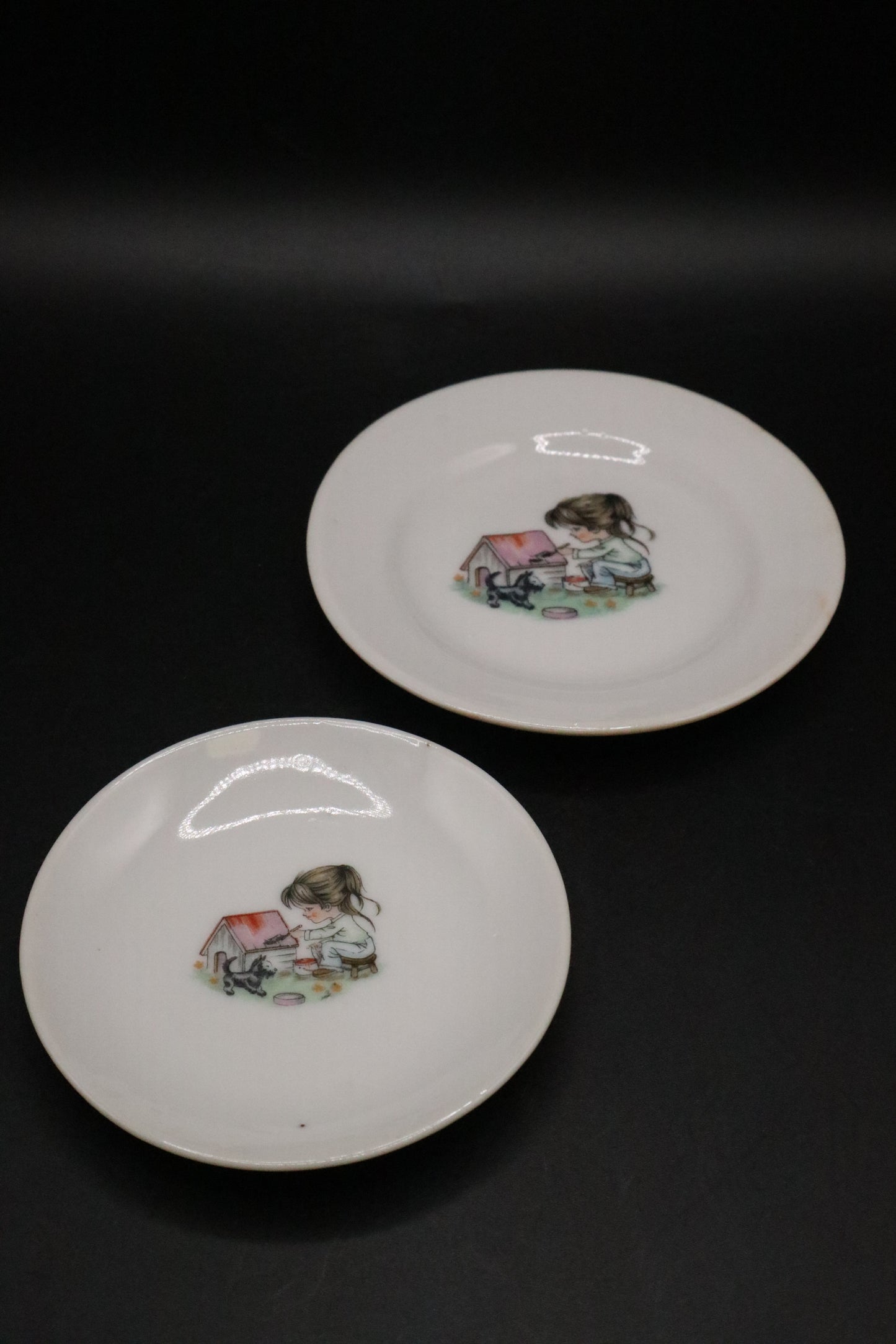 VINTAGE JAPAN CHILD'S PLATES WITH GIRL AND SCOTTIE DOG DESIGN