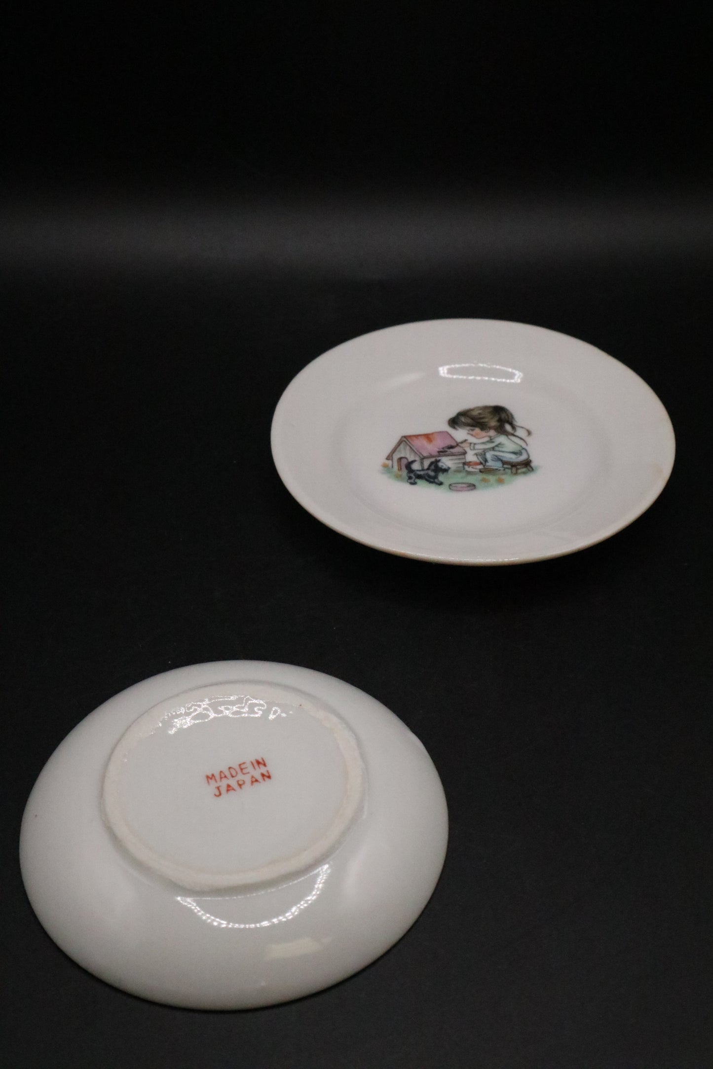 VINTAGE JAPAN CHILD'S PLATES WITH GIRL AND SCOTTIE DOG DESIGN