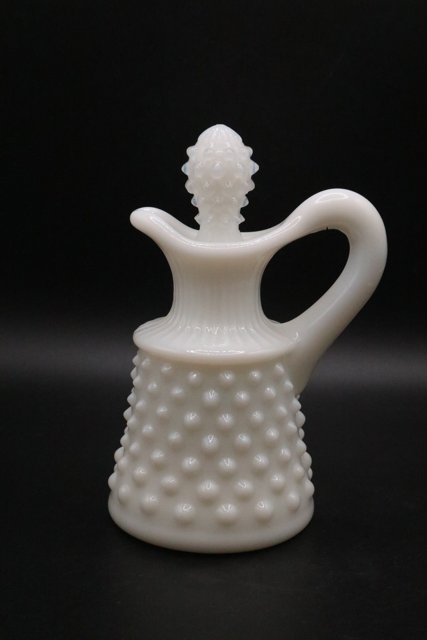 VINTAGE 1950'S MILK GLASS HOBNAIL CRUET
