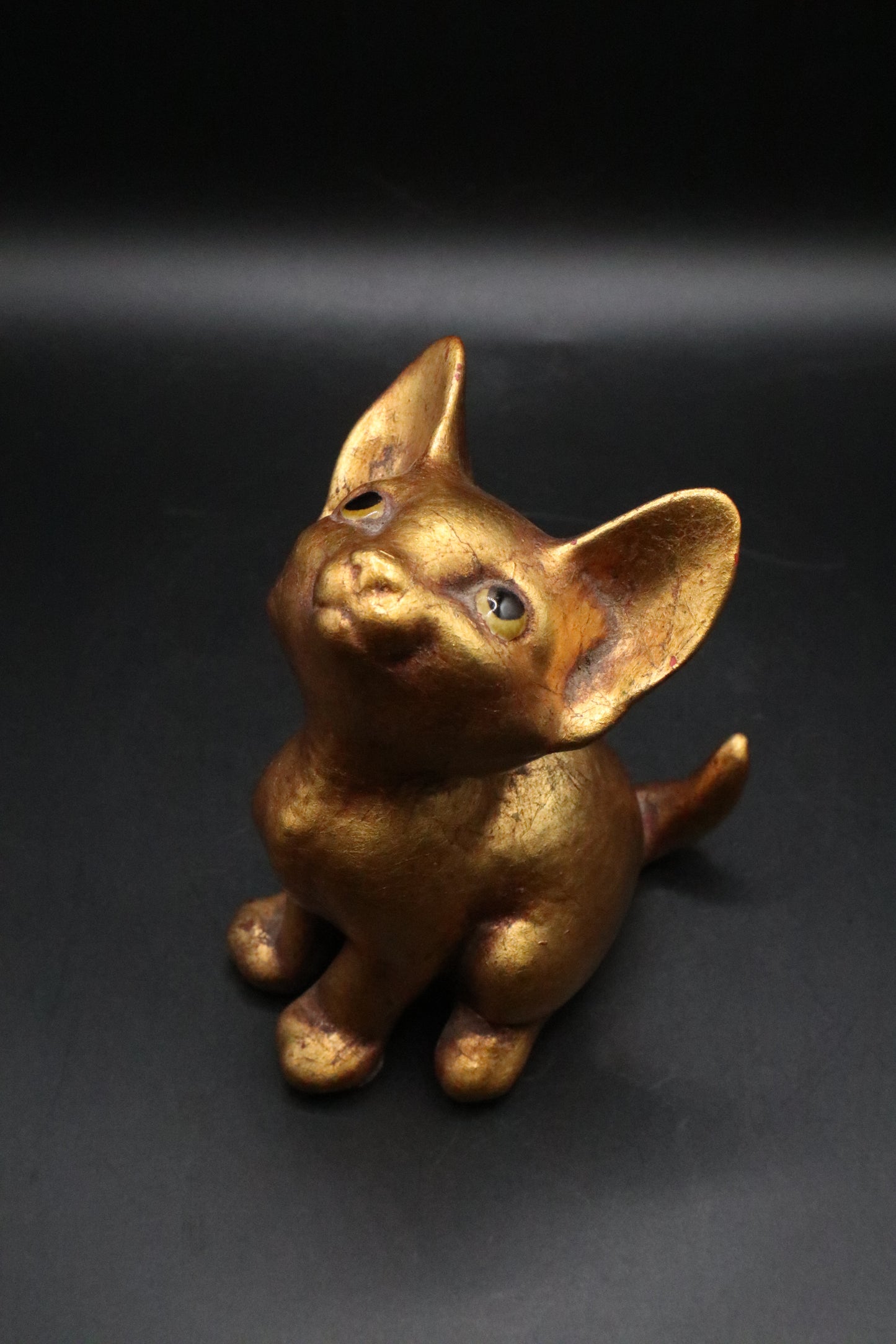 VINTAGE FREEMAN MCFARLIN CERAMIC CAT
