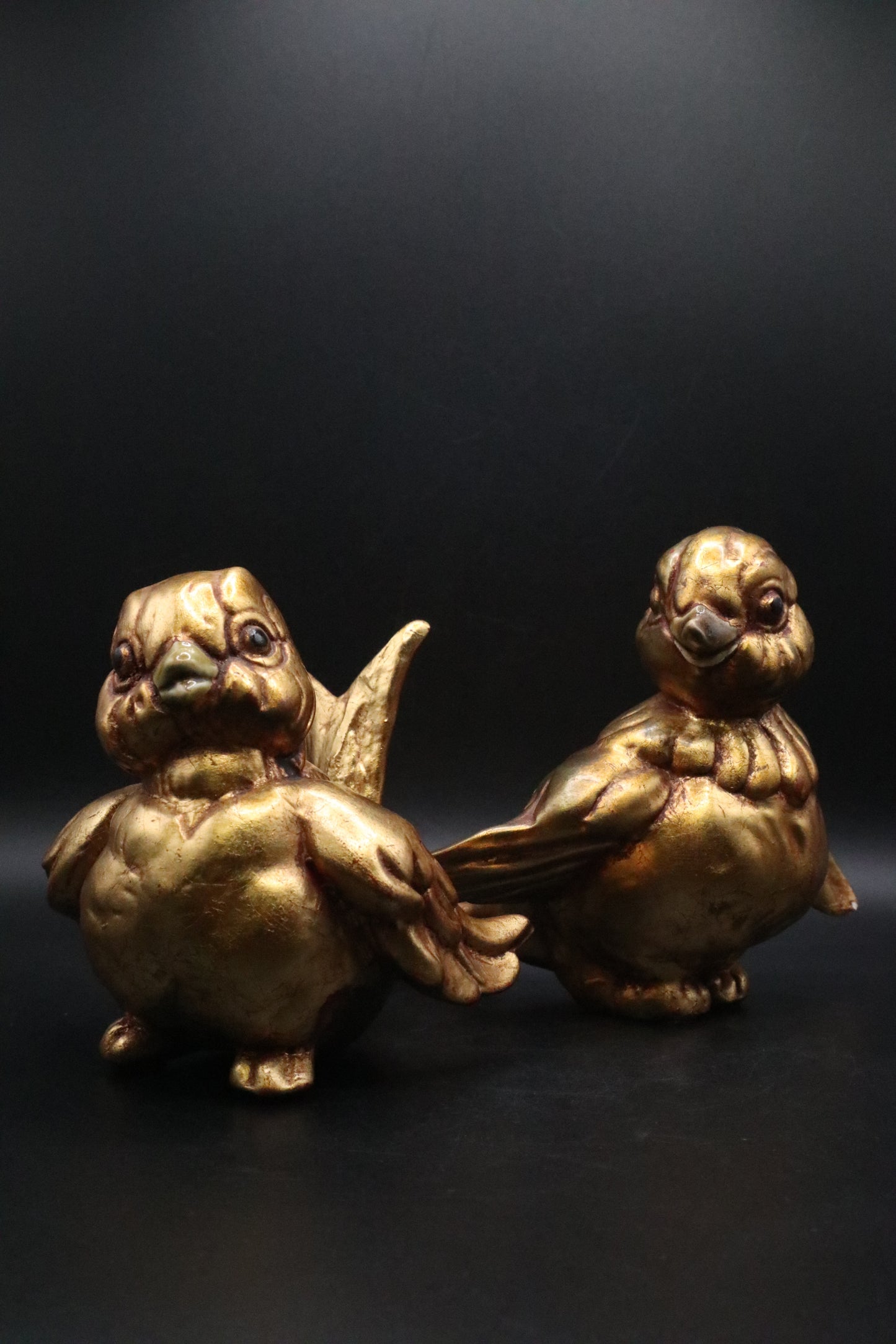 VINTAGE FREEMAN MCFARLIN CERAMIC LOVE BIRDS GOLD LEAF