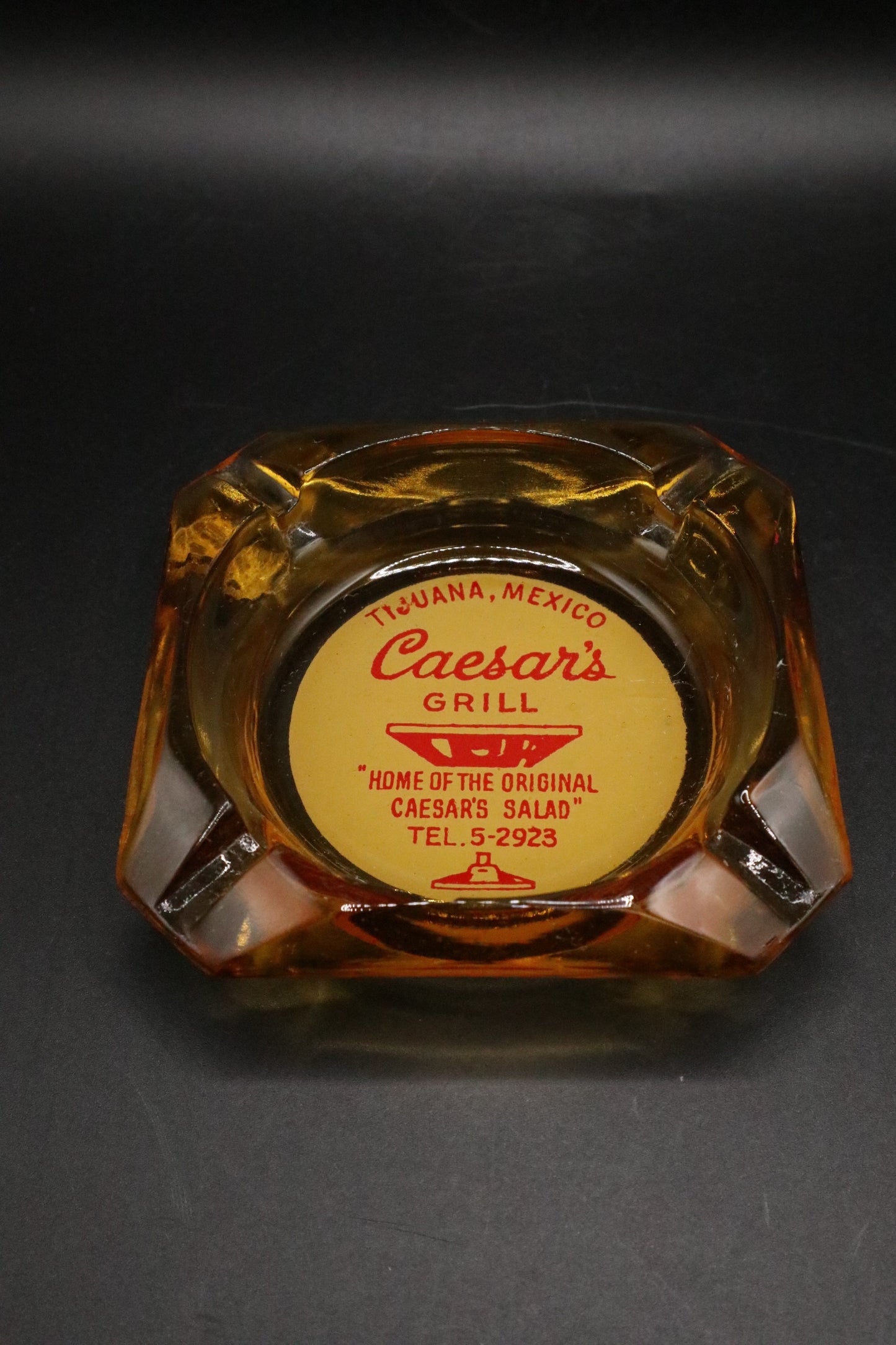 VINTAGE CAESAR'S GRILL AMBER ASHTRAY MEXICO
