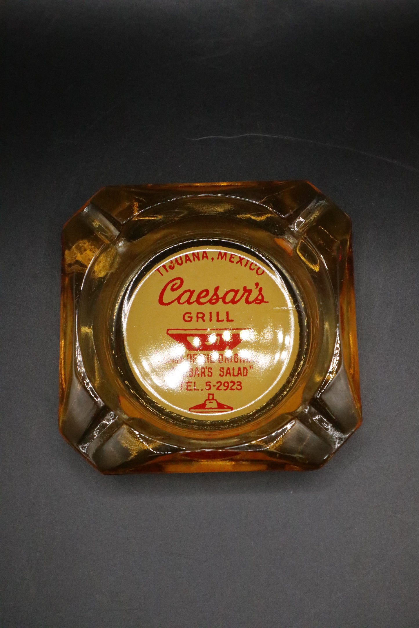 VINTAGE CAESAR'S GRILL AMBER ASHTRAY MEXICO