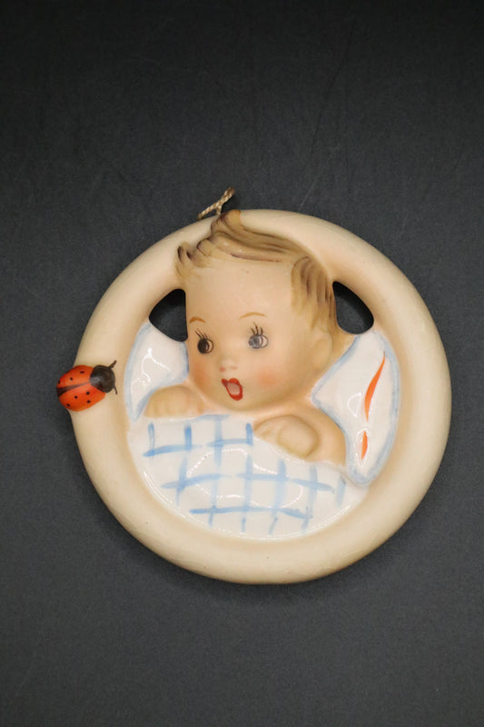 HUMMEL 137/B 3" CERAMIC WALL PLAQUE W. GERMANY "CHILD IN BED"