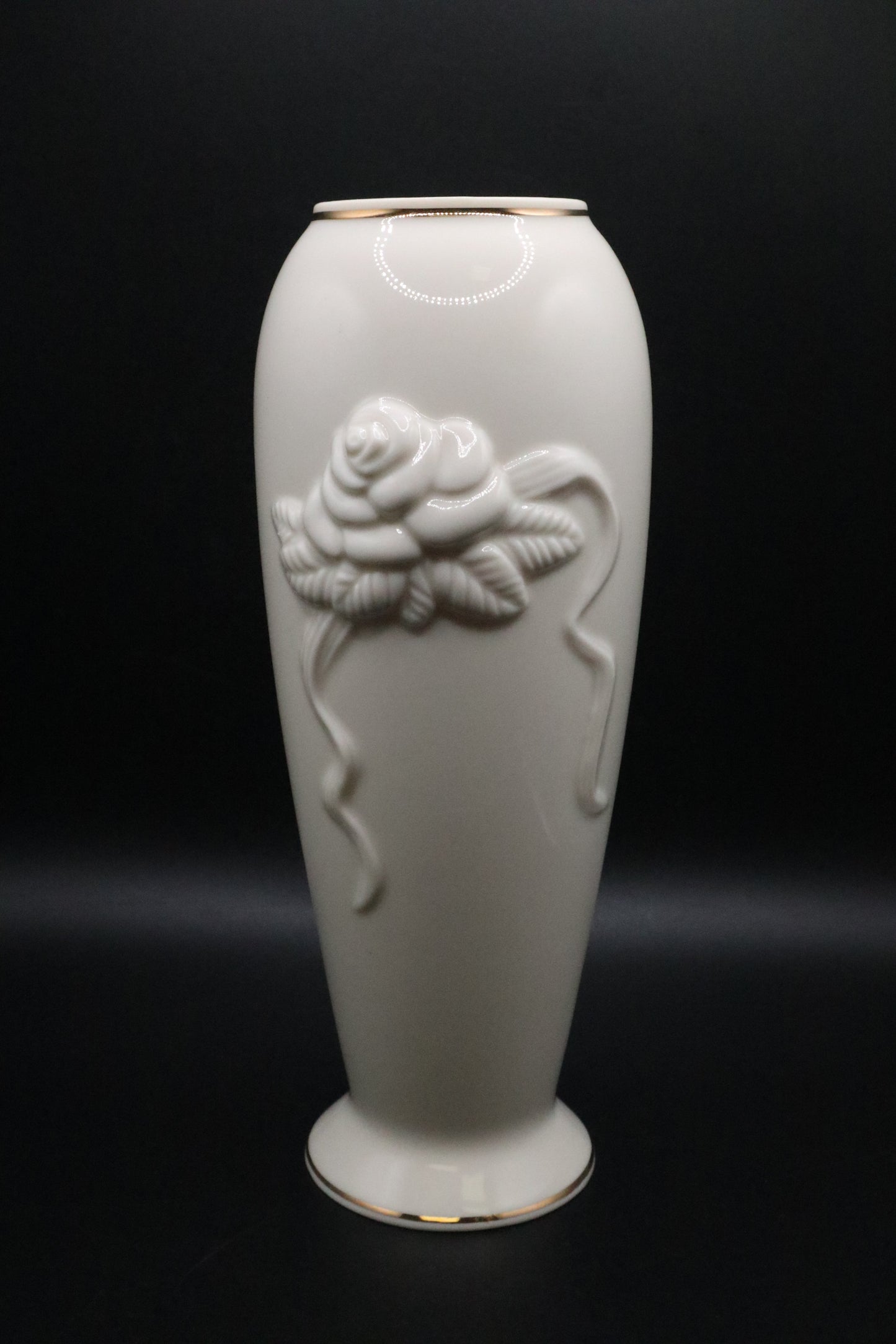 LENOX IVORY ROSE BUD VASE MEDIUM SIZE