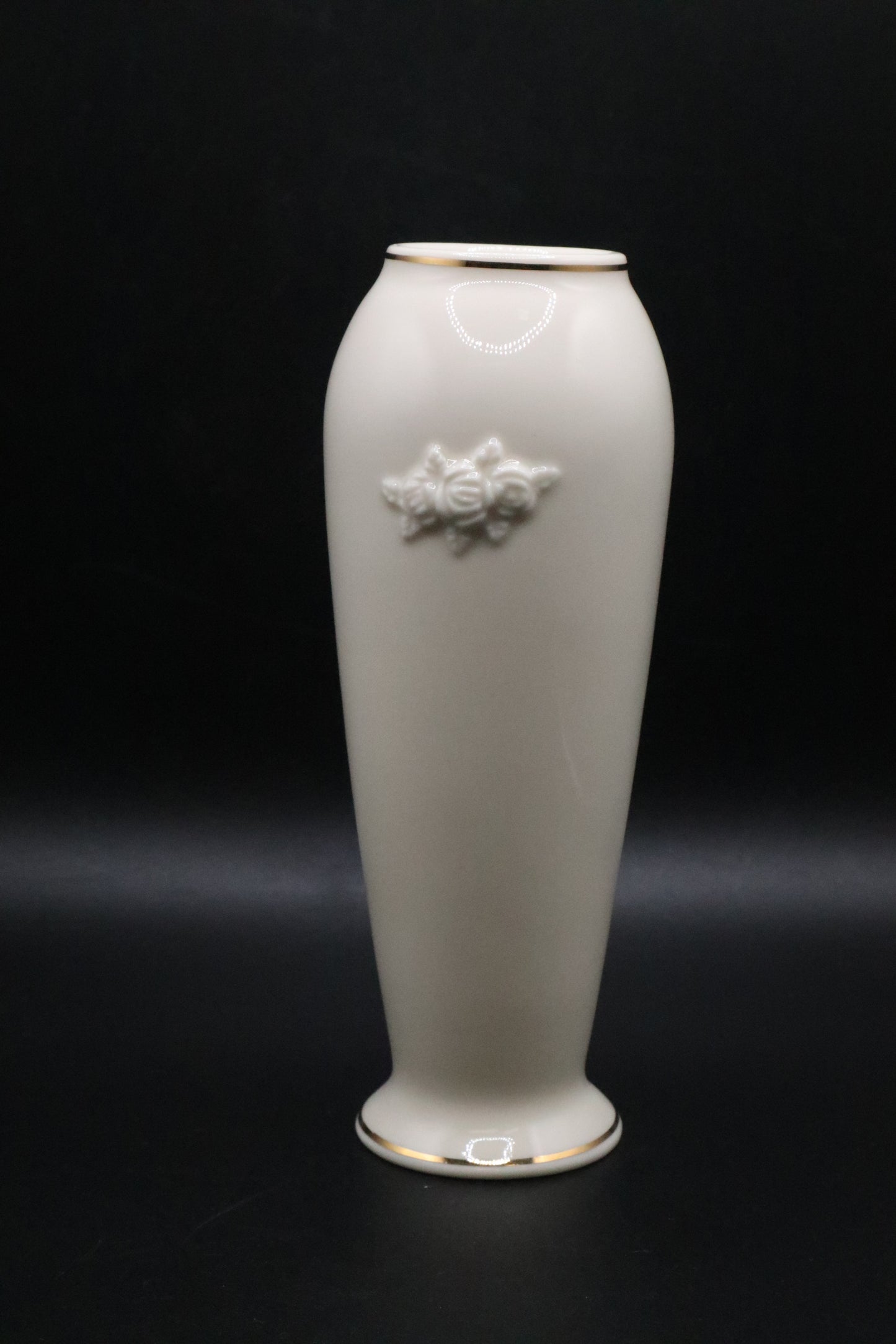 LENOX IVORY SMALL ROSE BUD VASE