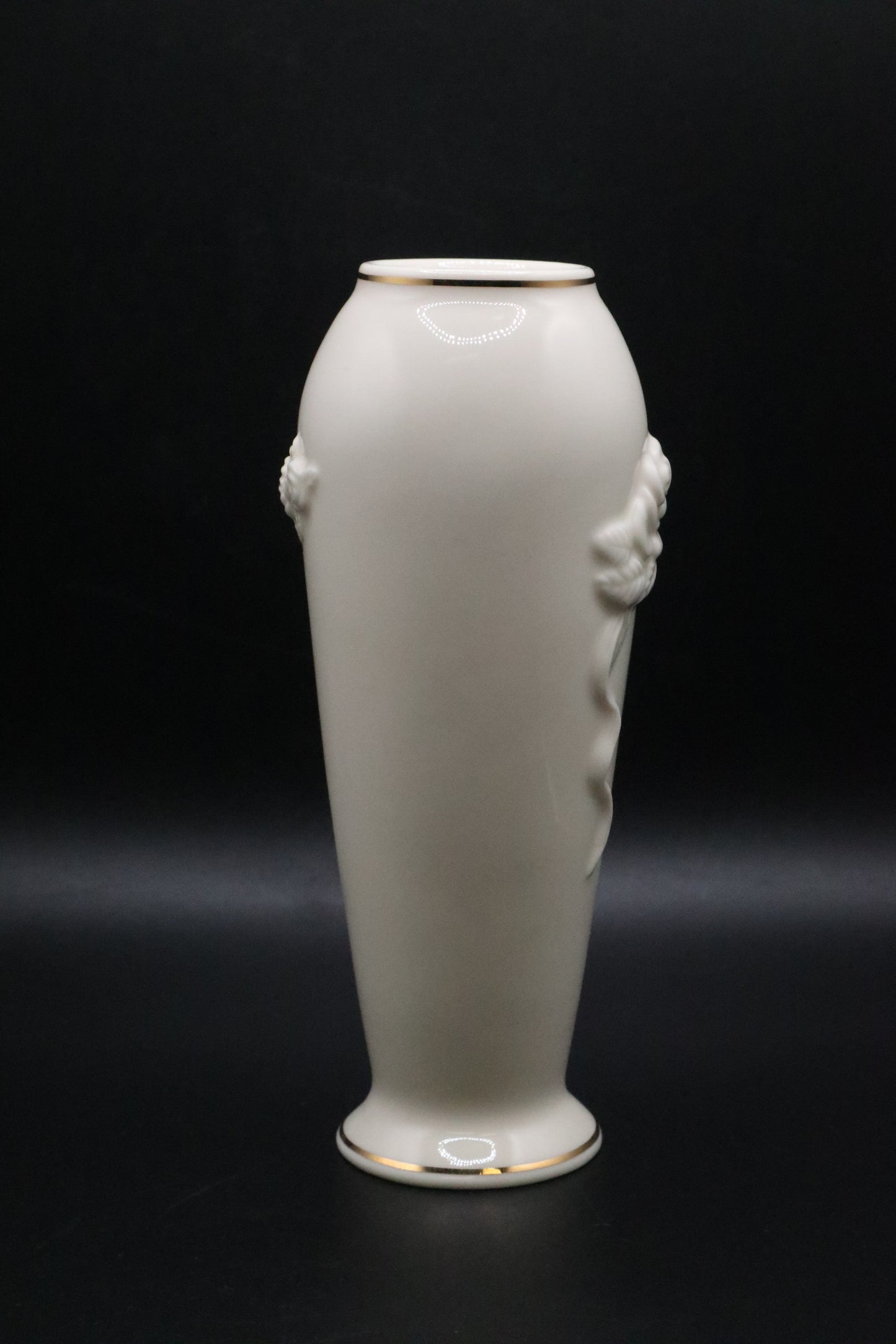 LENOX IVORY SMALL ROSE BUD VASE