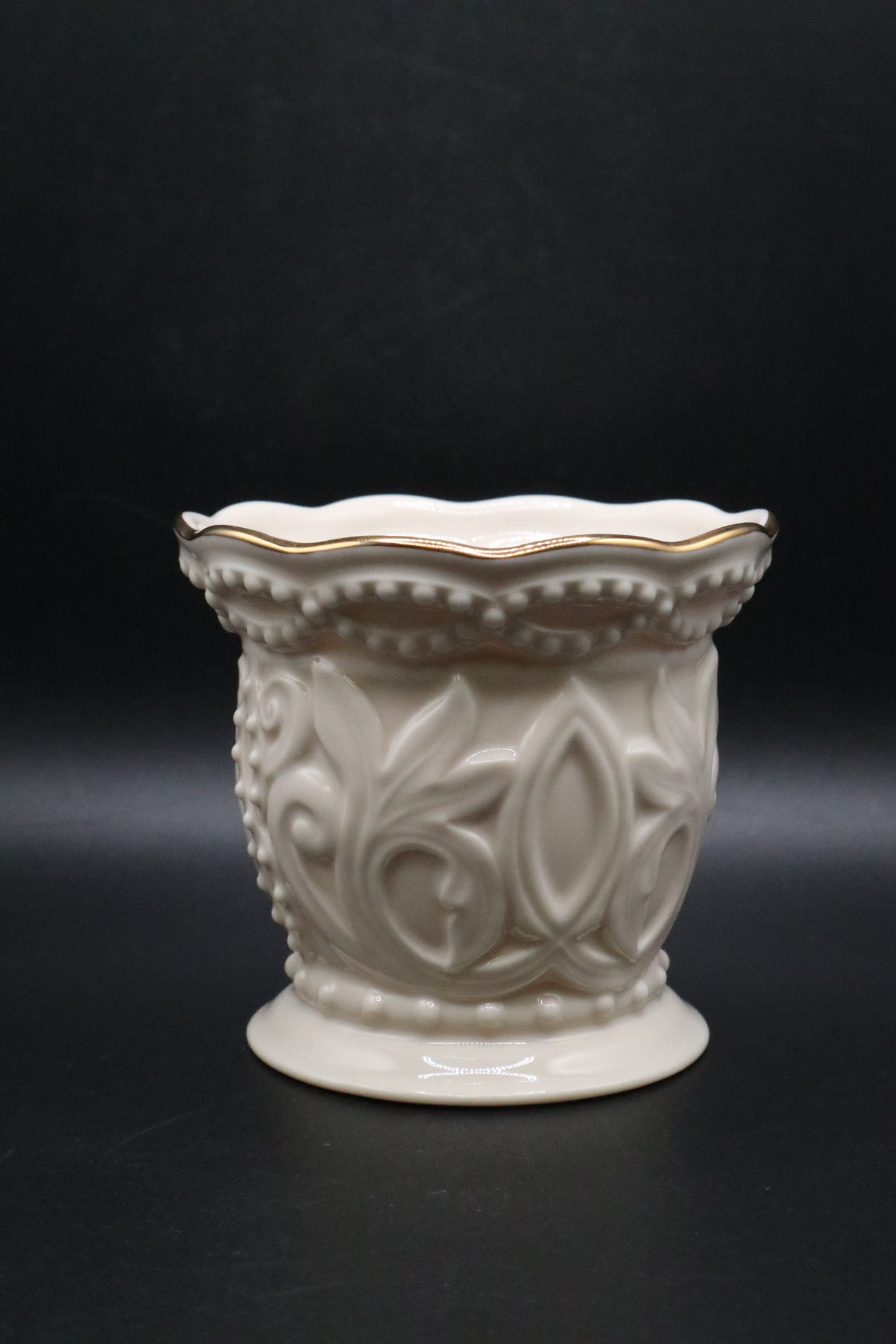 LENOX CANDY DISH LEAF TEXTURE