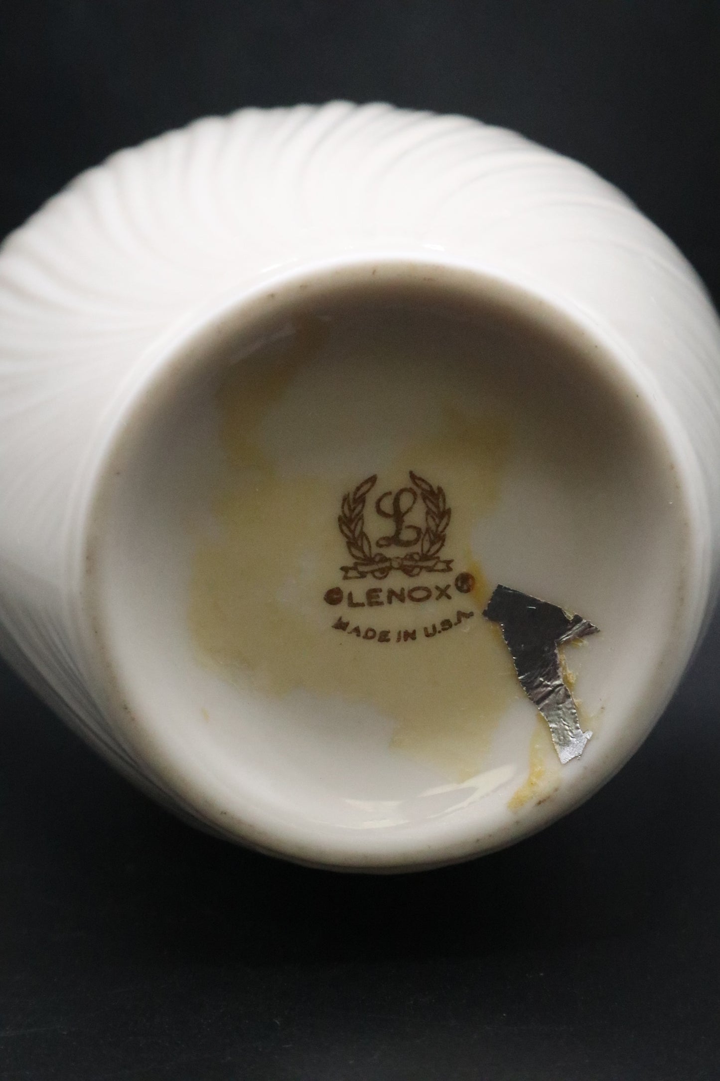 LENOX MIRAGE SWIRL VASE