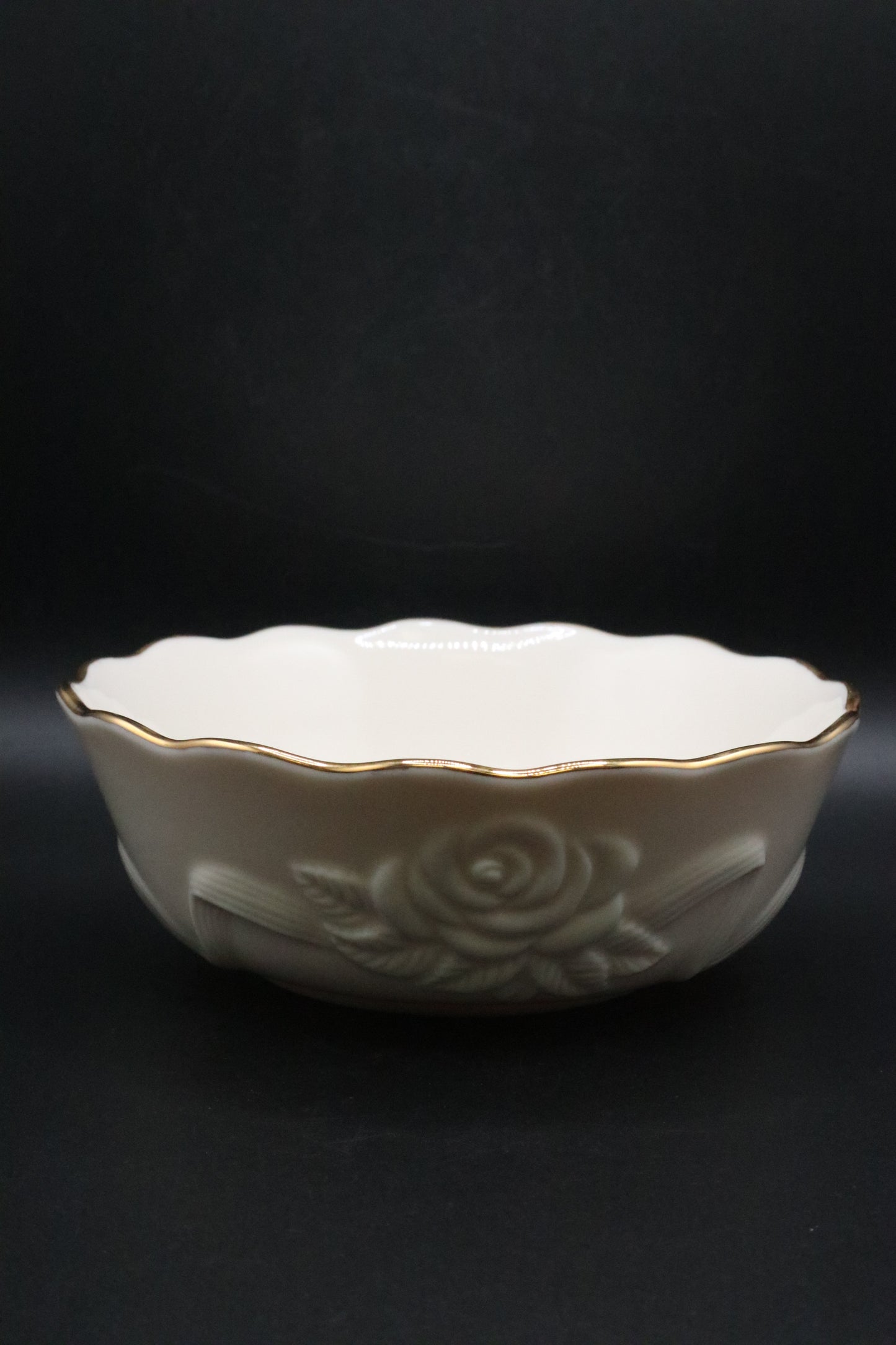 LENOX IVORY ROE BLOSSOM BOWL MEDIUM