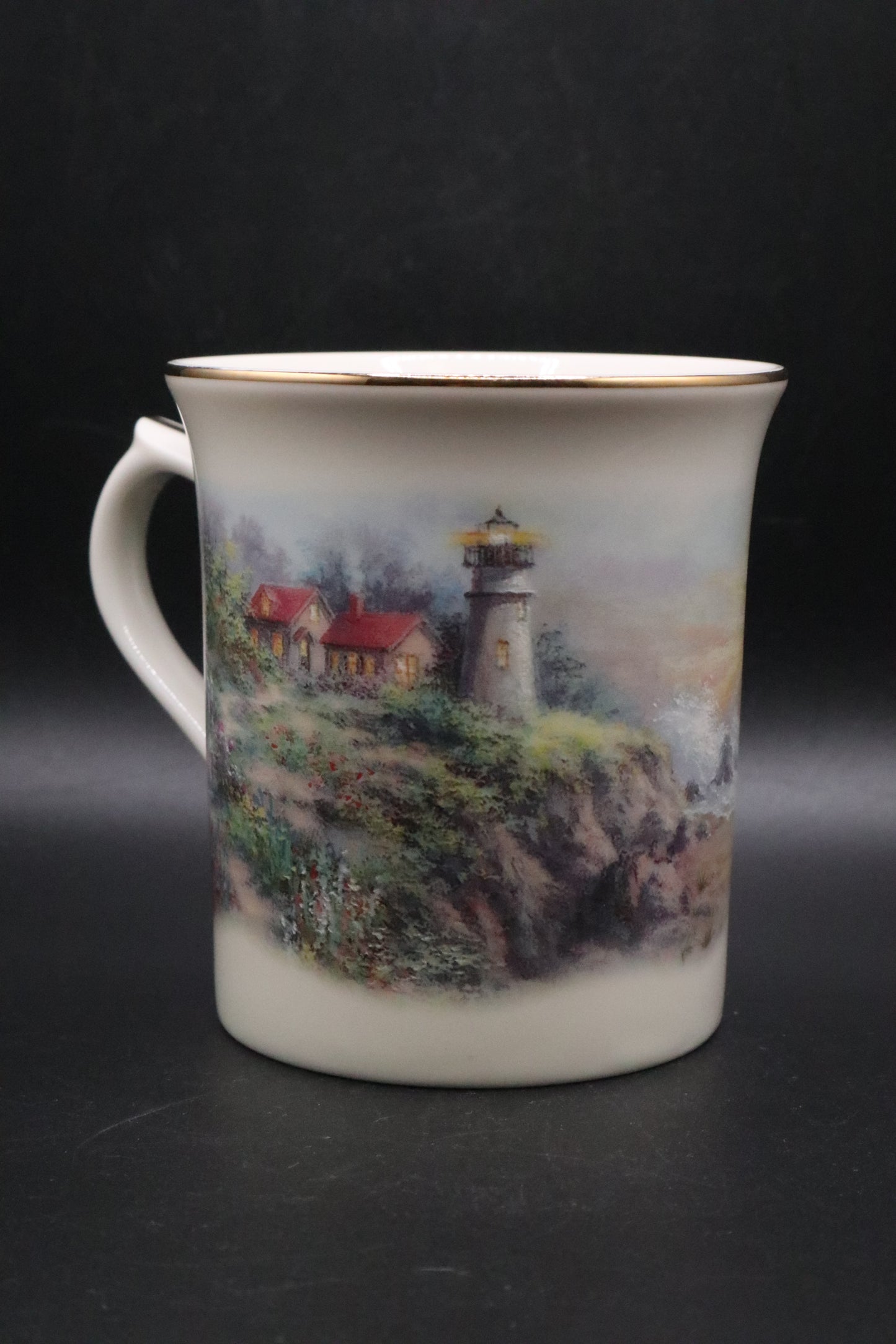 LENOX "FOOTPRINTS" COLLECTOR MUG FINE PORCELAIN WITH BOX