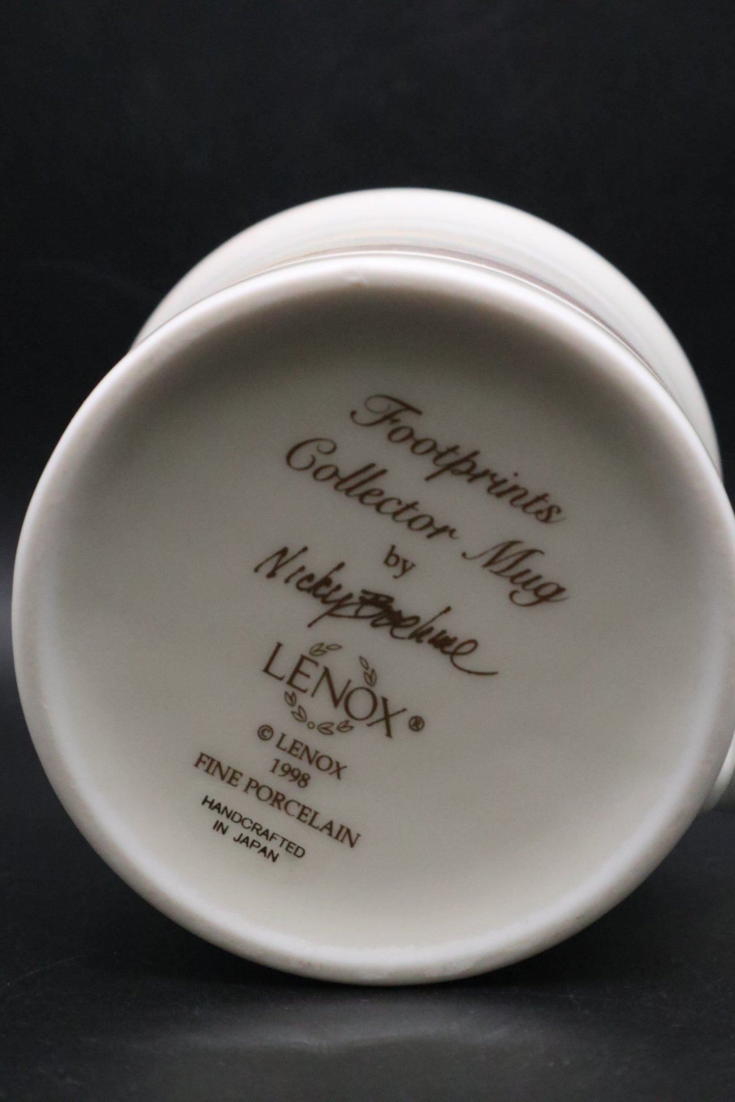 LENOX "FOOTPRINTS" COLLECTOR MUG FINE PORCELAIN WITH BOX