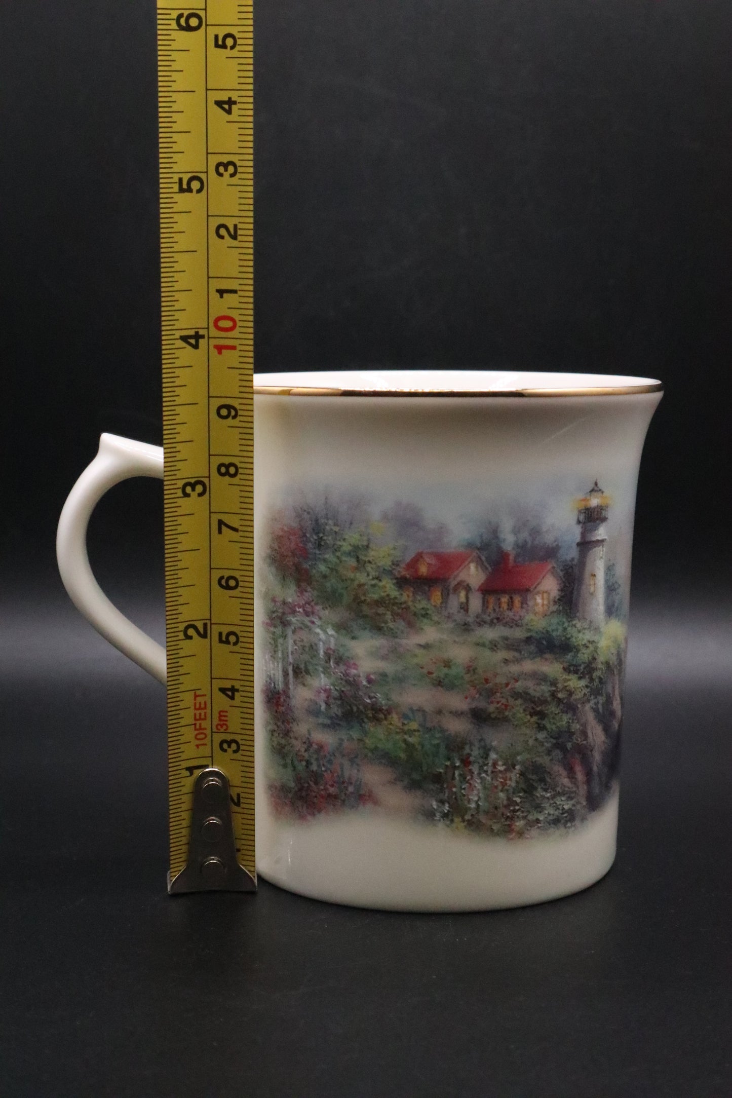LENOX "FOOTPRINTS" COLLECTOR MUG FINE PORCELAIN WITH BOX