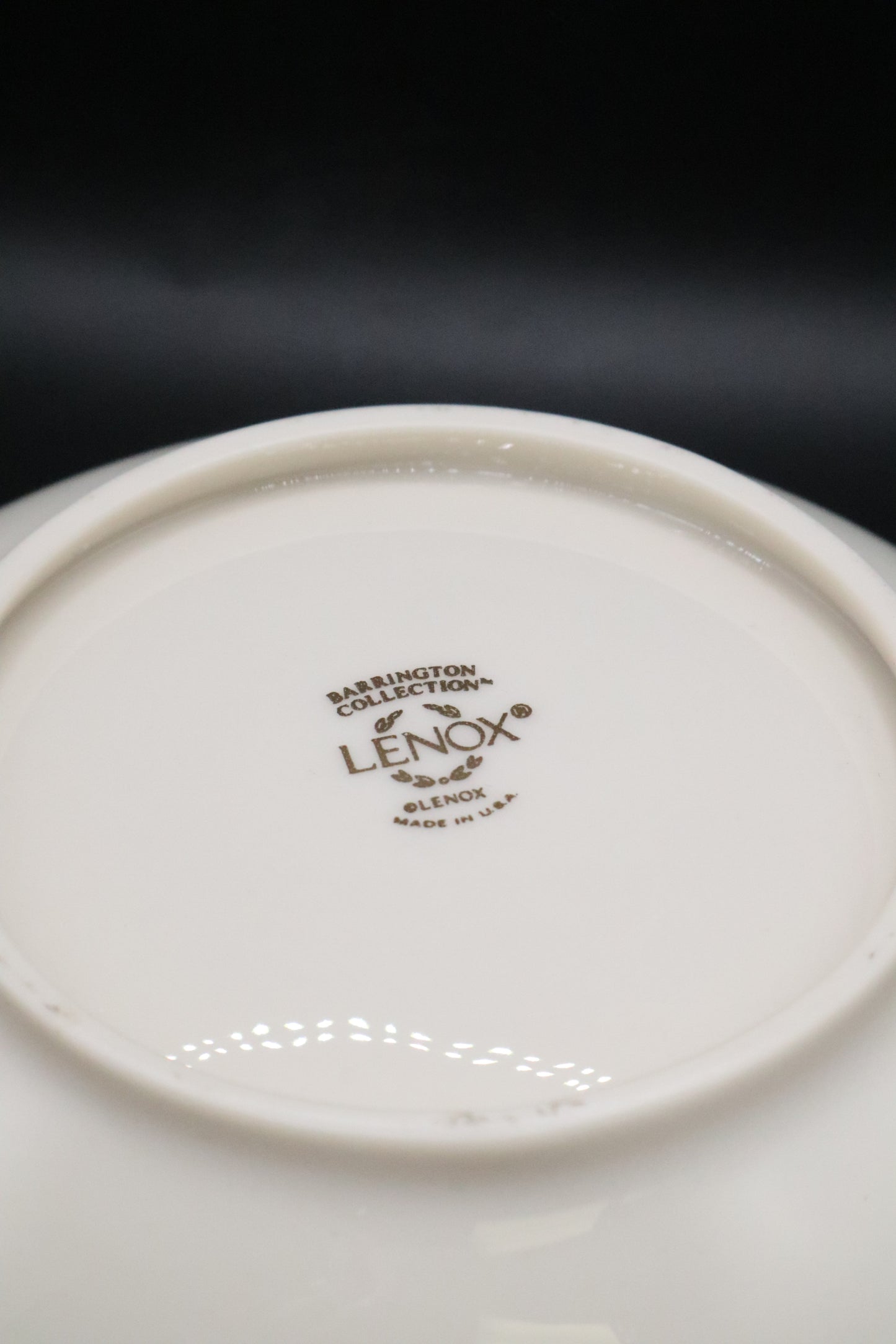 LENOX BARRINGTON COLLECTION PIERCED BOWL GOLD TRIM