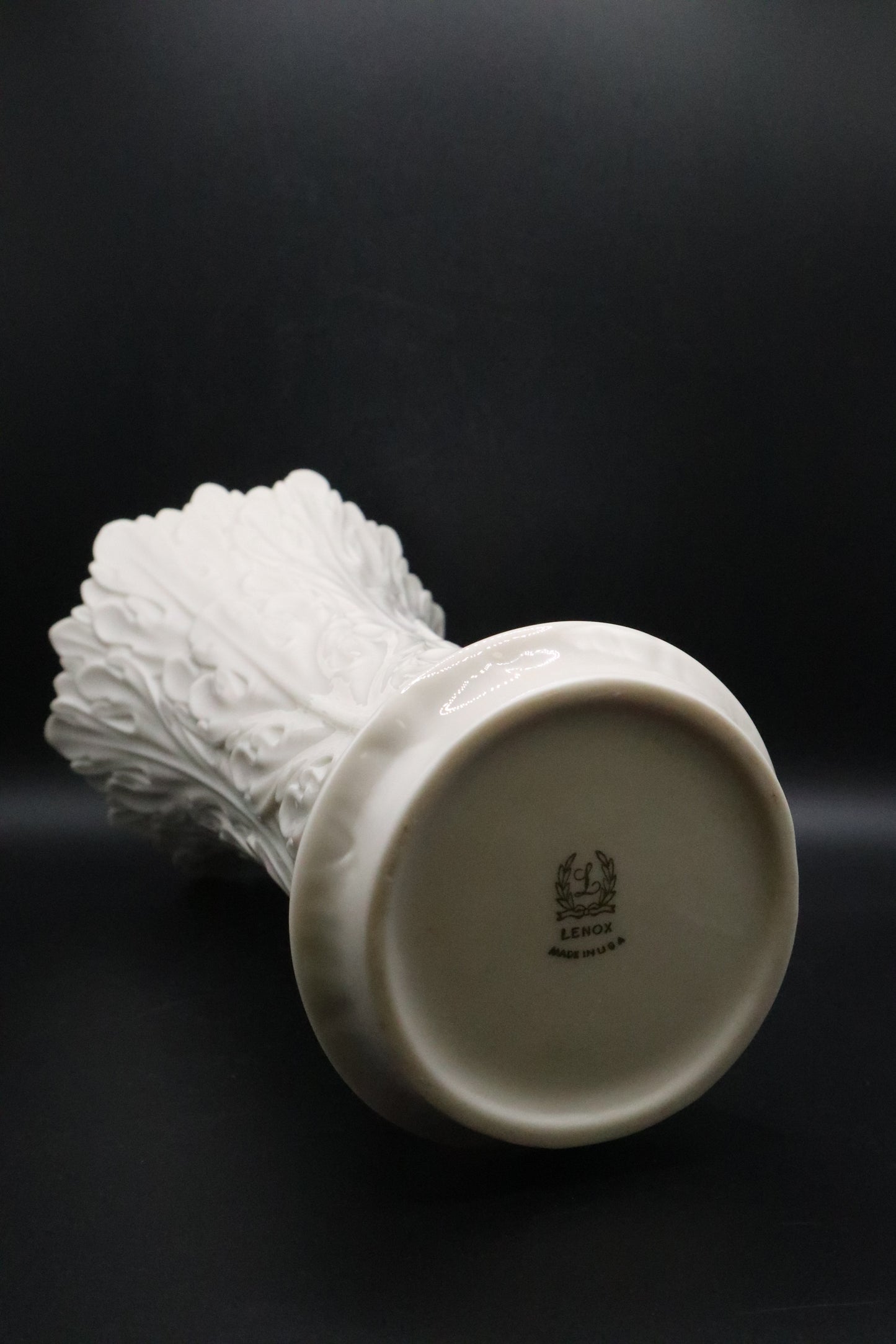 VINTAGE LENOX WOODLAND IVORY VASE