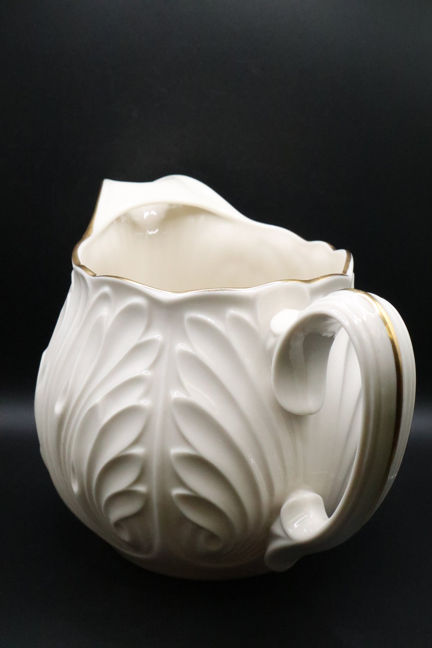VINTAGE LENOX COTTAGE PITCHER LEAFY PATTERN
