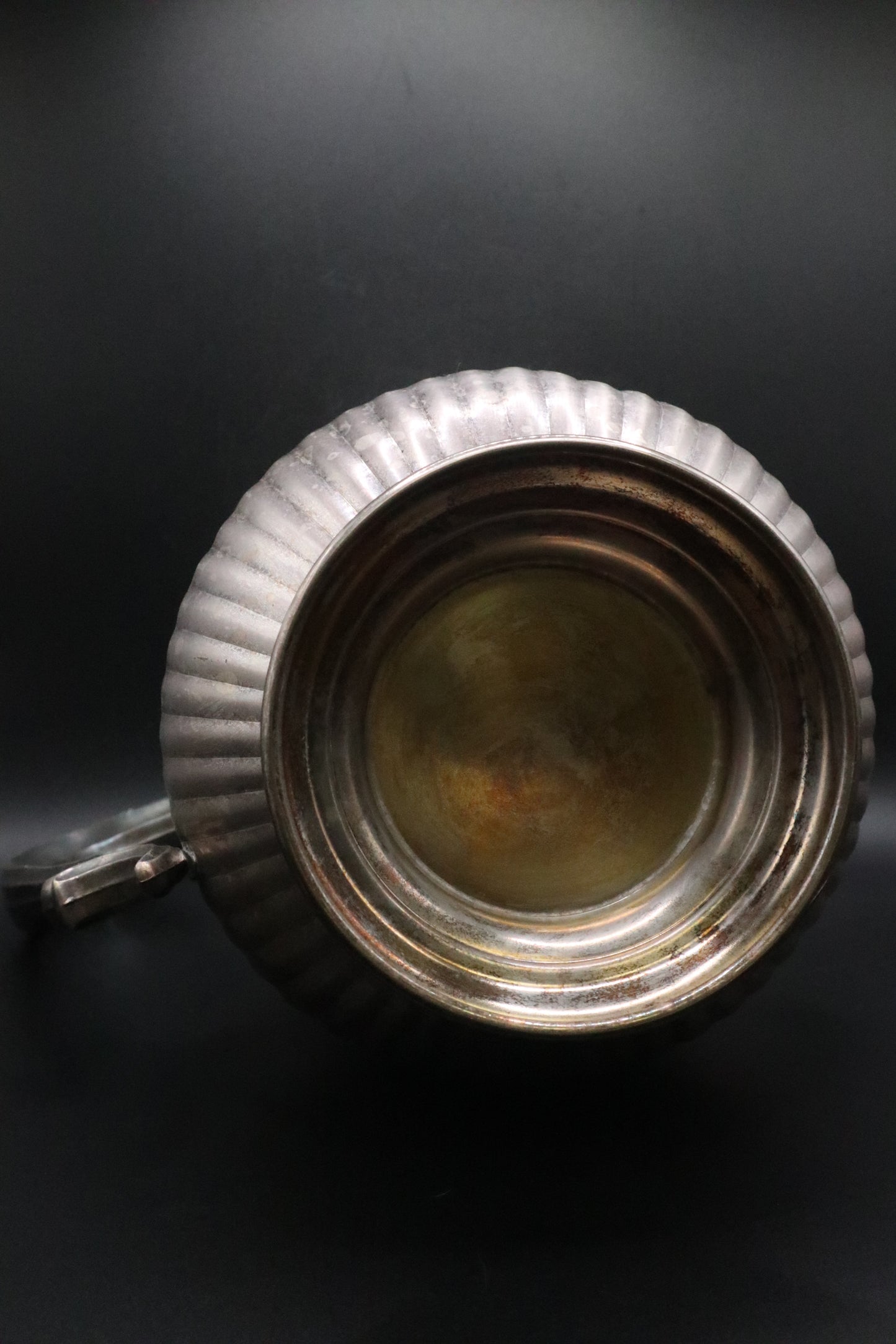 WATER PITCHER WITH ICE GUARD STAINLESS STEEL