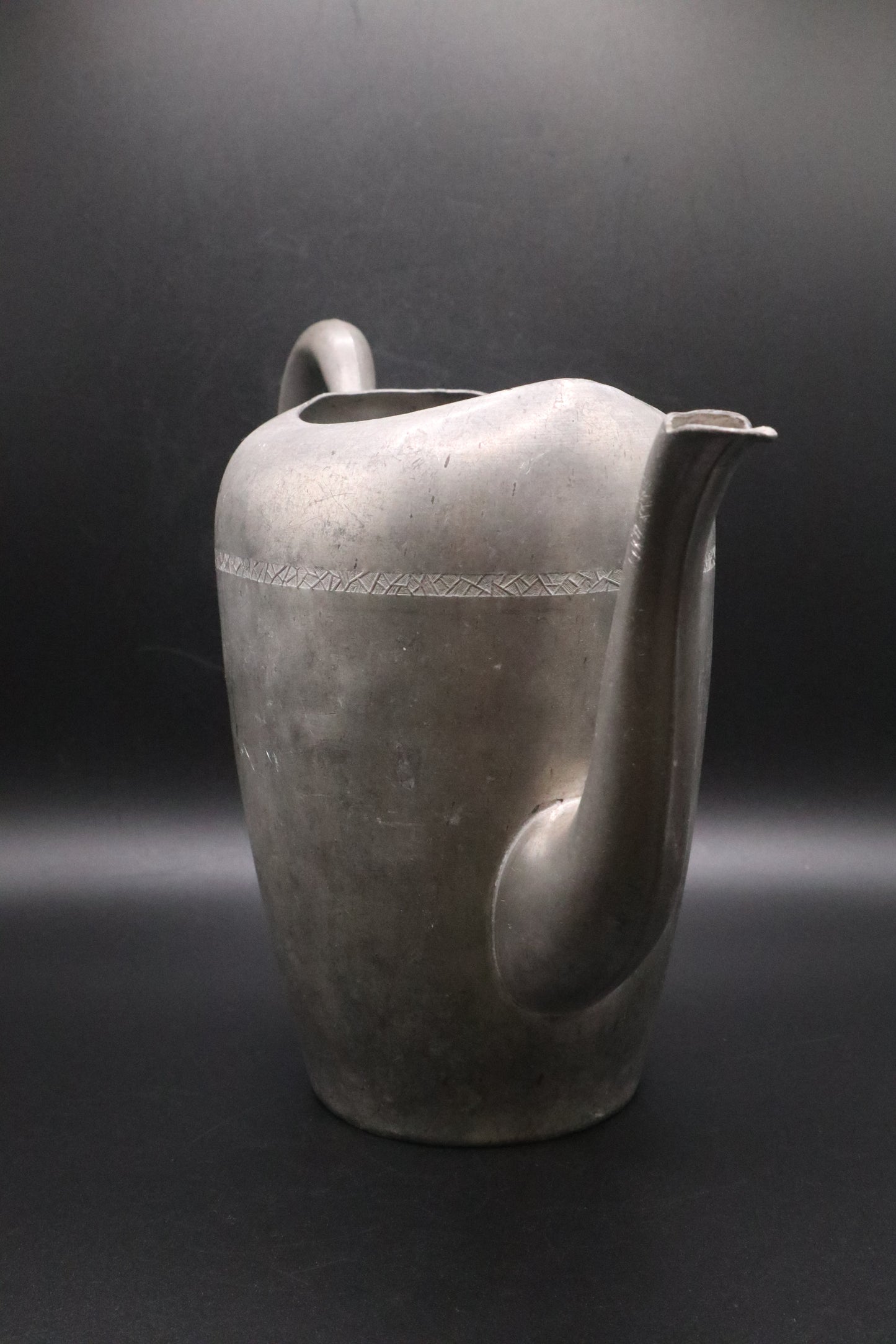 VINTAGE FARMHOUSE TEAPOT