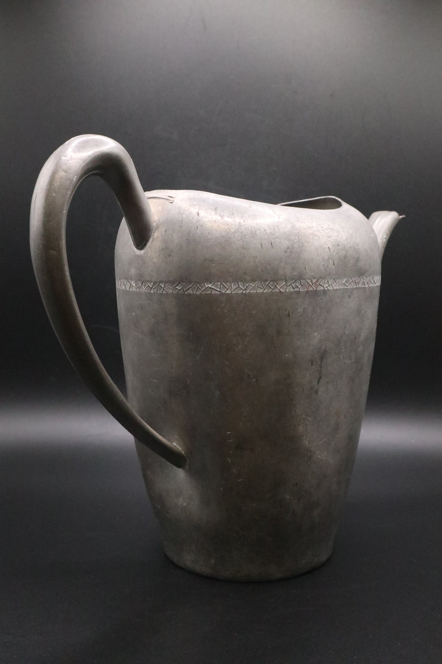 VINTAGE FARMHOUSE TEAPOT