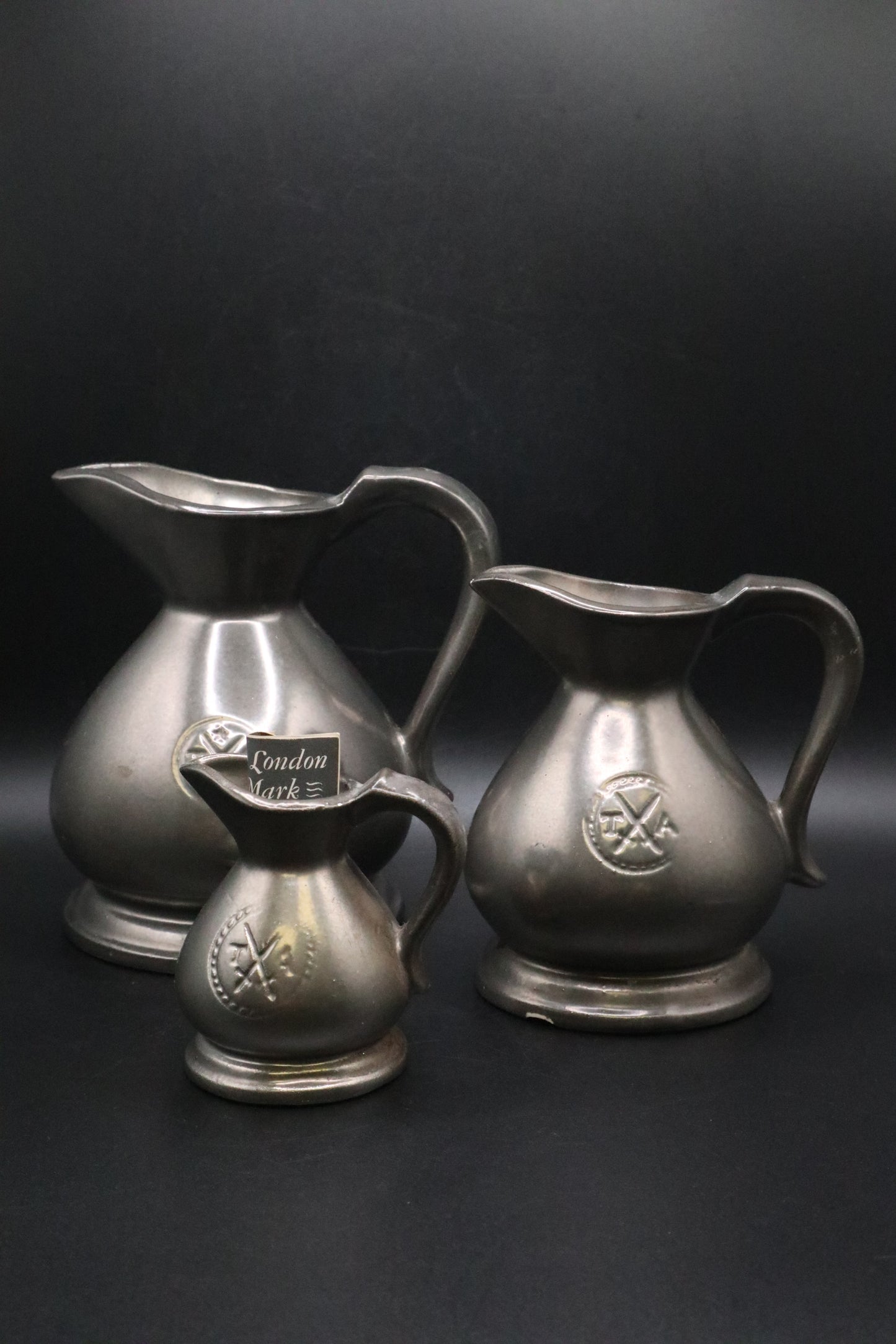 THE LONDON MARK A REPRODUCTION OF OLD PEWTER (SET OF 3) 1 CUP, 1/2 CUP, 1/8 CUP