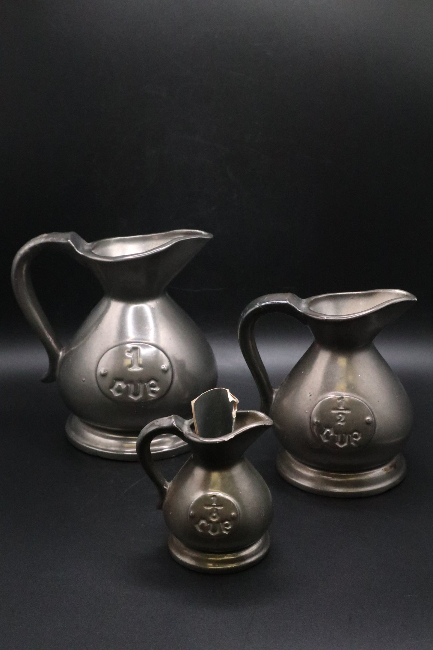 THE LONDON MARK A REPRODUCTION OF OLD PEWTER (SET OF 3) 1 CUP, 1/2 CUP, 1/8 CUP