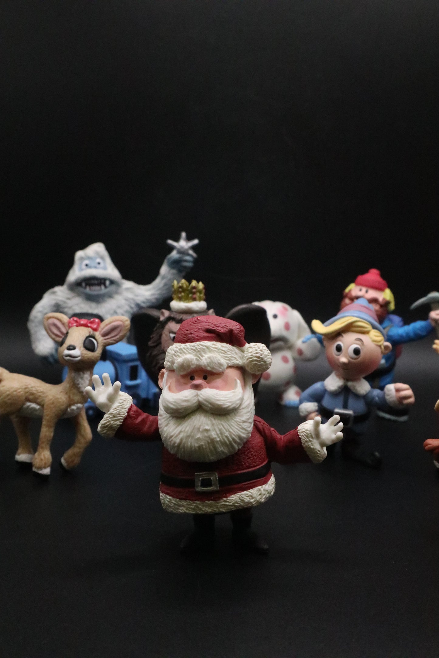 VINTAGE 2000 THE RUDOLPH COMPANY PLAYING MANTIS INC MISFIT TOYS COLLECTION  SET OF 11