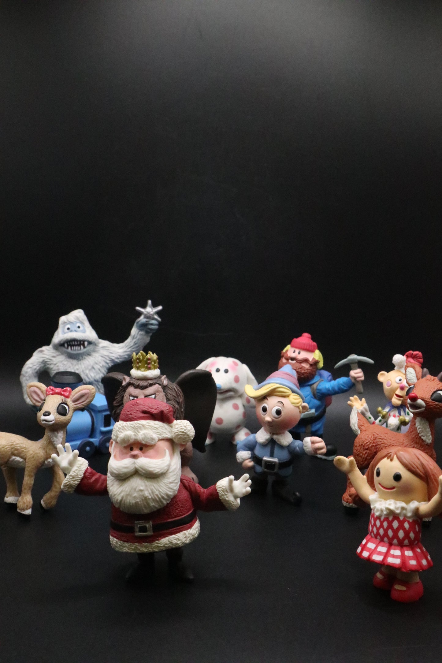 VINTAGE 2000 THE RUDOLPH COMPANY PLAYING MANTIS INC MISFIT TOYS COLLECTION  SET OF 11