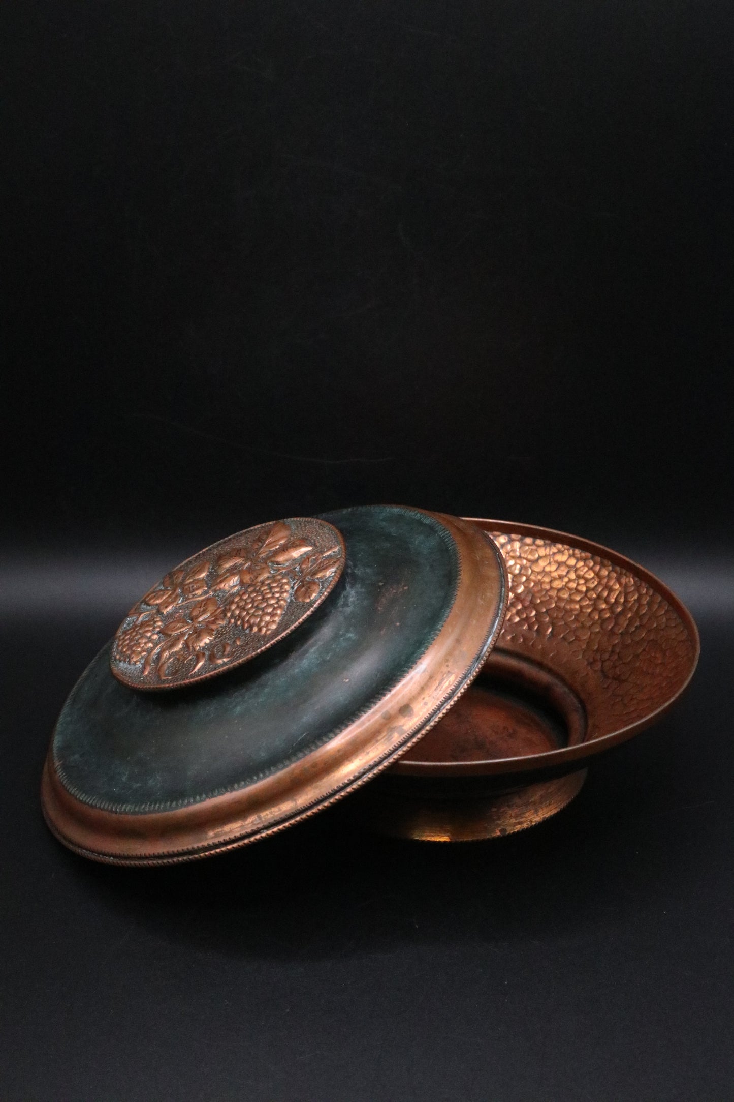 VINTAGE JUDAICA COPPER AND VERDIGRIS BOWL WITH LID