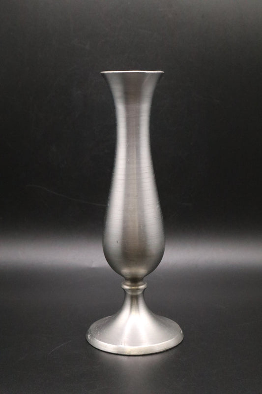 VINTAGE LEONARD PEWTER BUD VASE