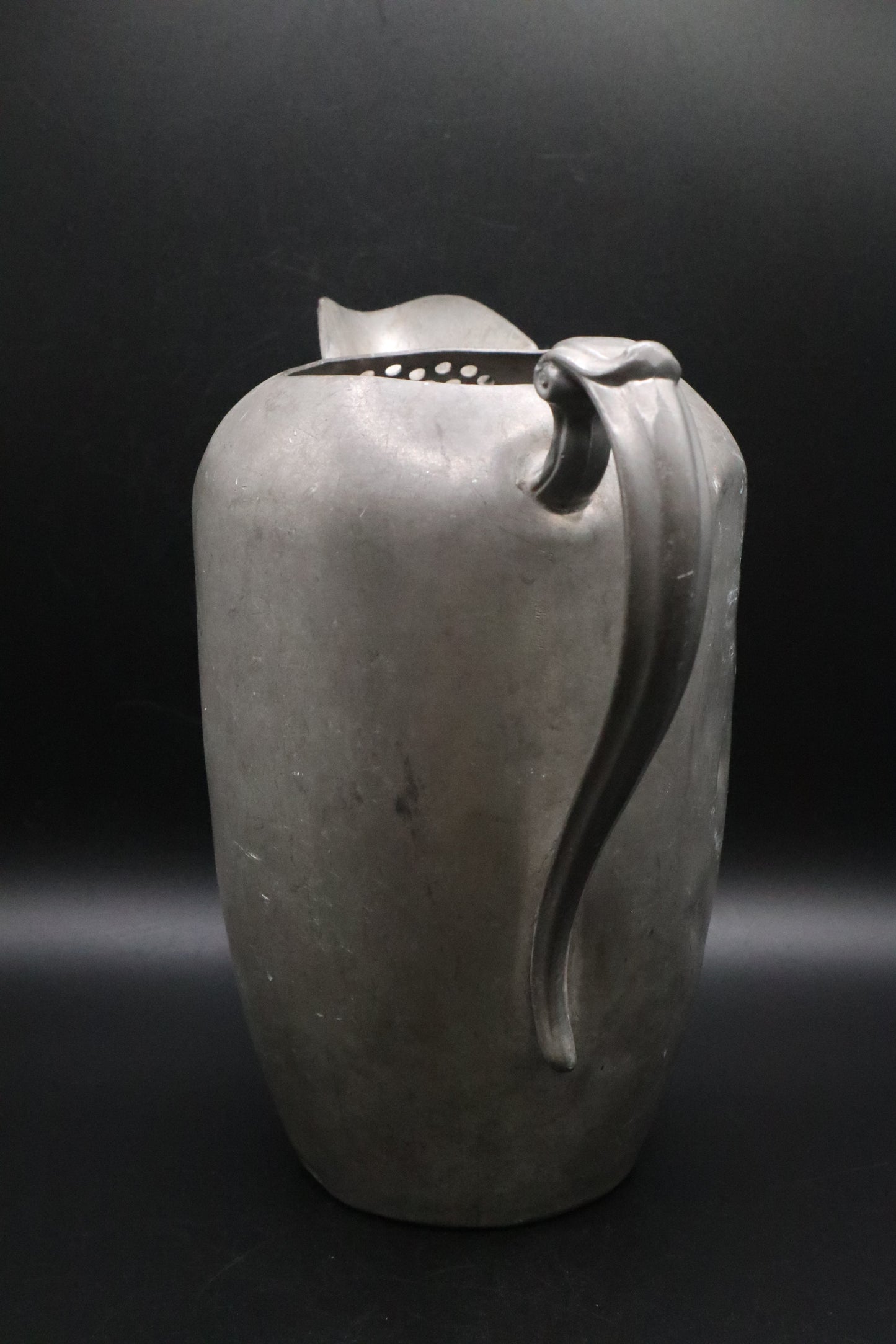 VINTAGE LARGE PEWTER PITCHER